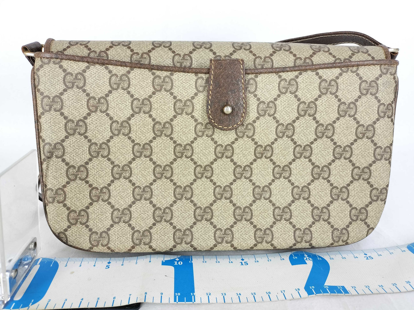 GUCCI GG Supreme Shoulder Bag