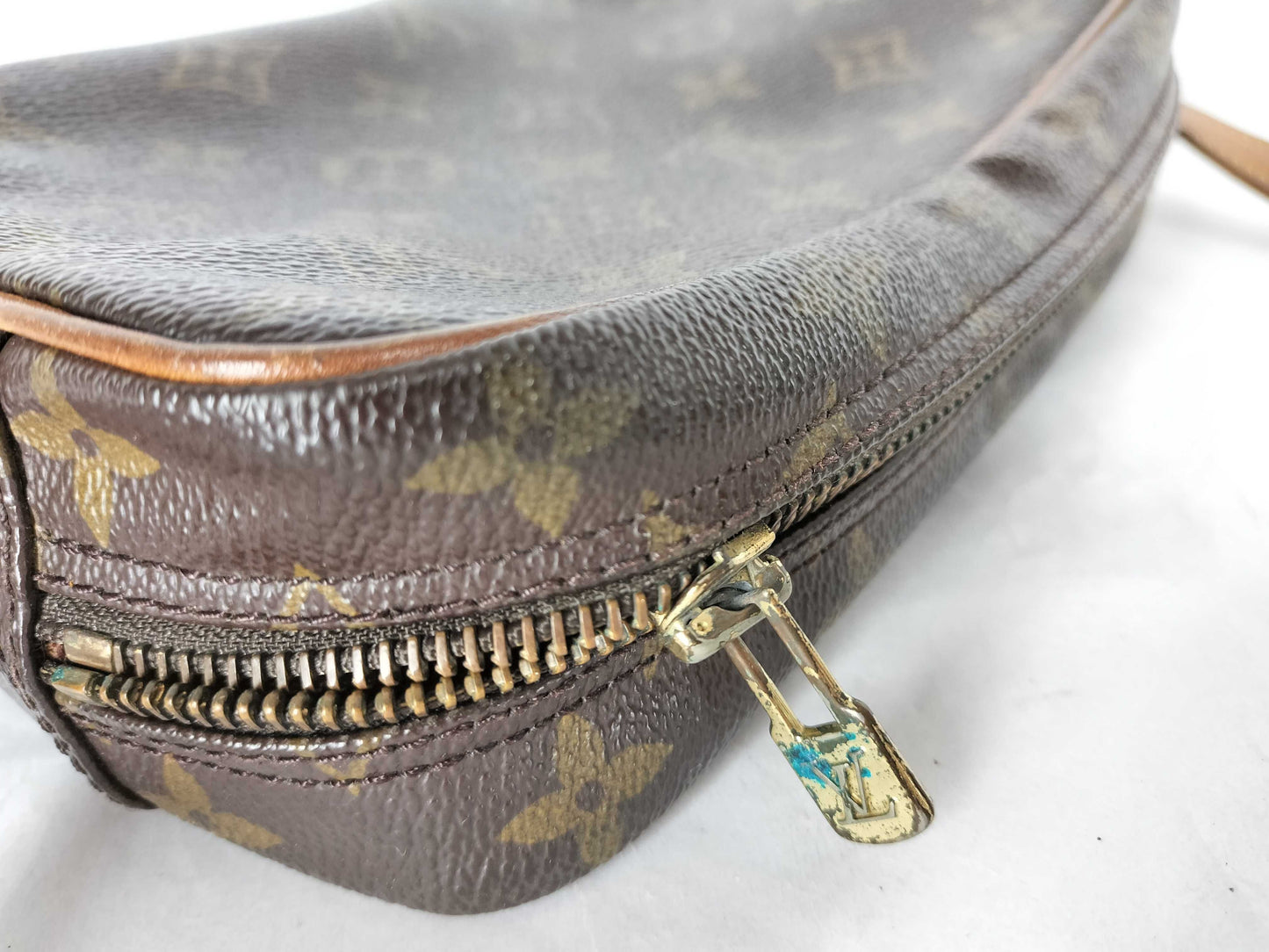 LOUIS VUITTON Monogram Trocadero Shoulder Bag