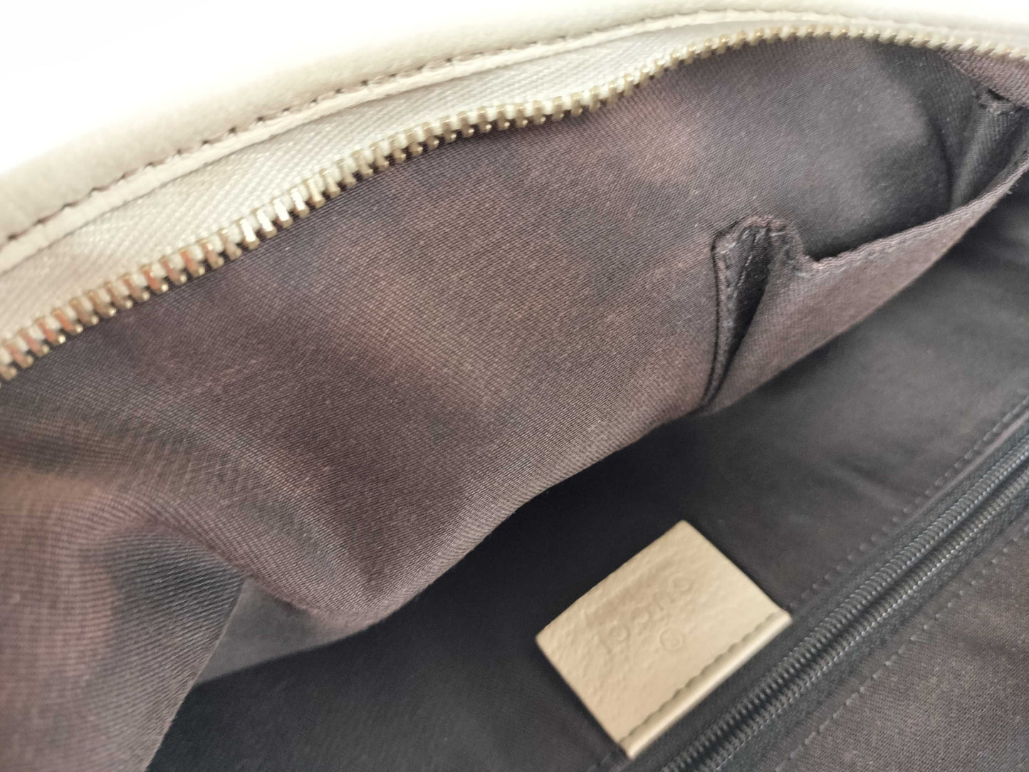 GUCCI GG Canvas Shoulder Bag