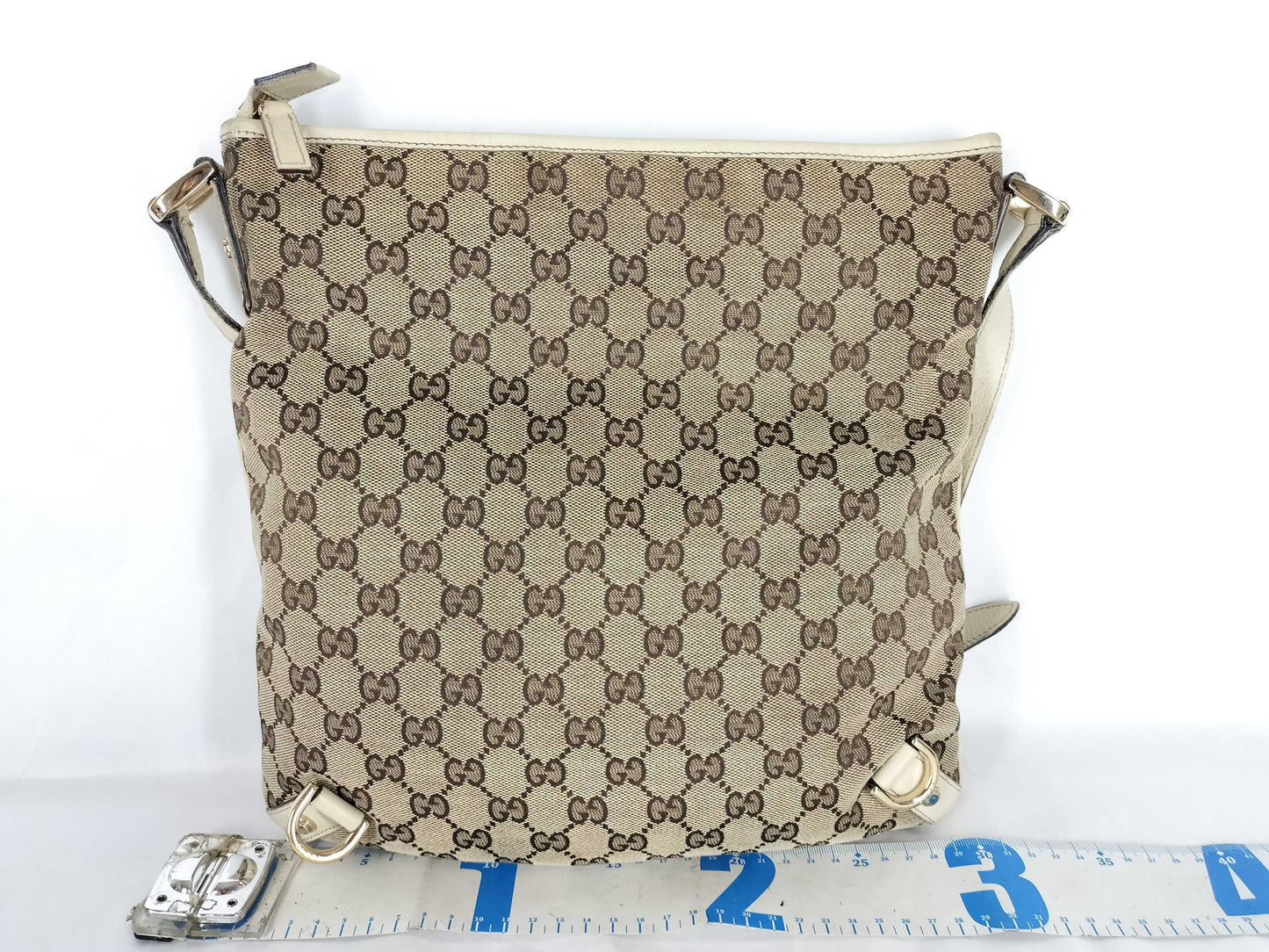 GUCCI GG Canvas Shoulder Bag
