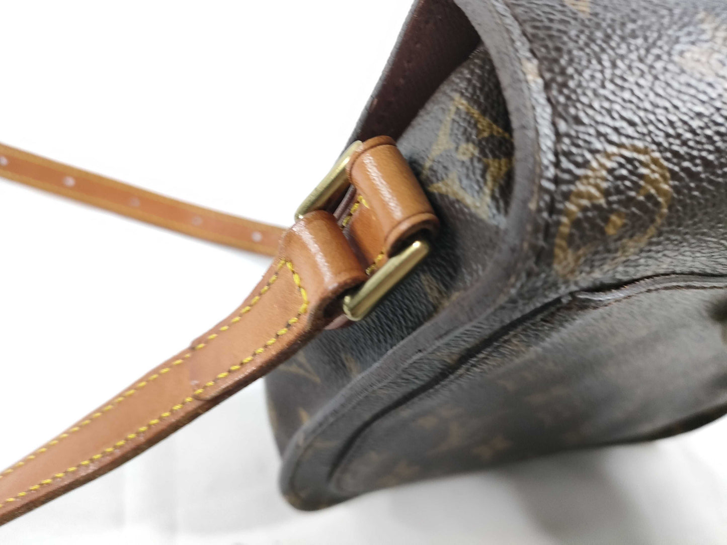 LOUIS VUITTON M51243 Monogram Saint-Cloud MM Shoulder Bag