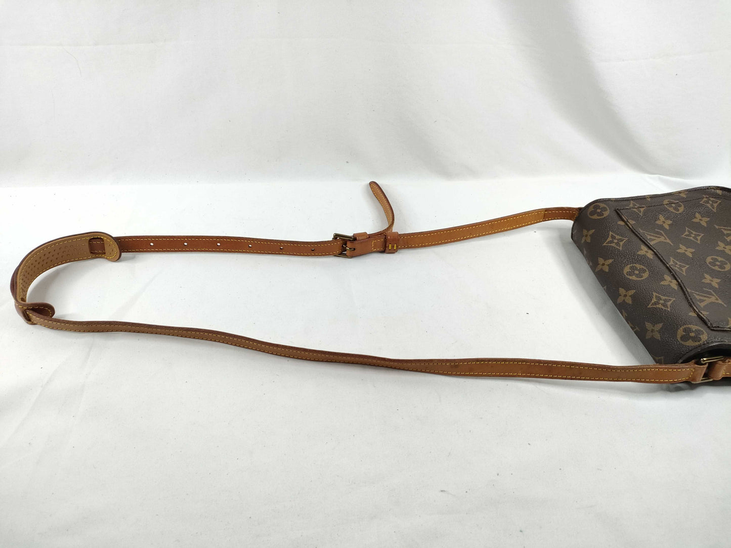 LOUIS VUITTON M51243 Monogram Saint-Cloud MM Shoulder Bag