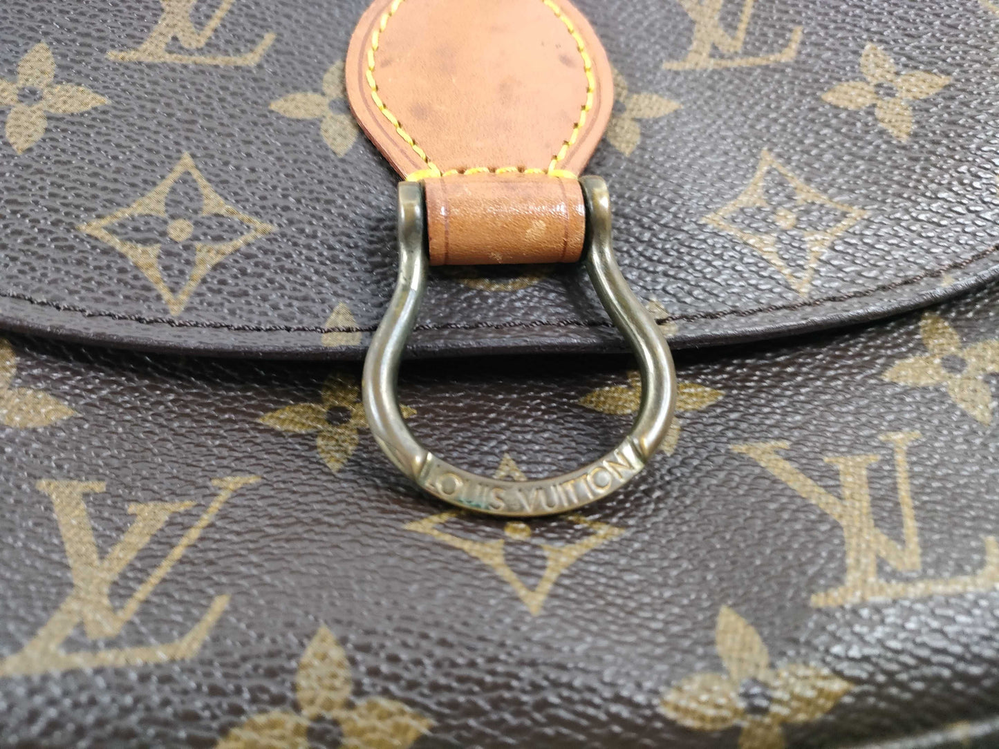 LOUIS VUITTON M51243 Monogram Saint-Cloud MM Shoulder Bag