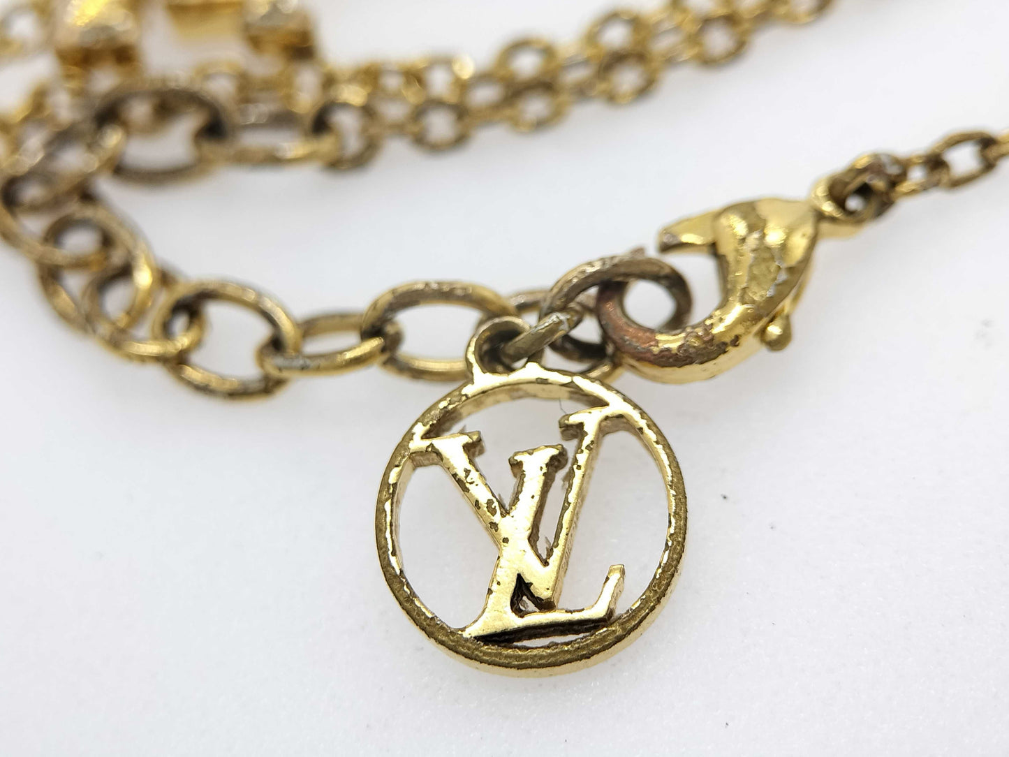 LOUIS VUITTON M00587 LOUIS VUITTON Gold Rhinestone LV Logo Bracelet Bracelet/Bangle