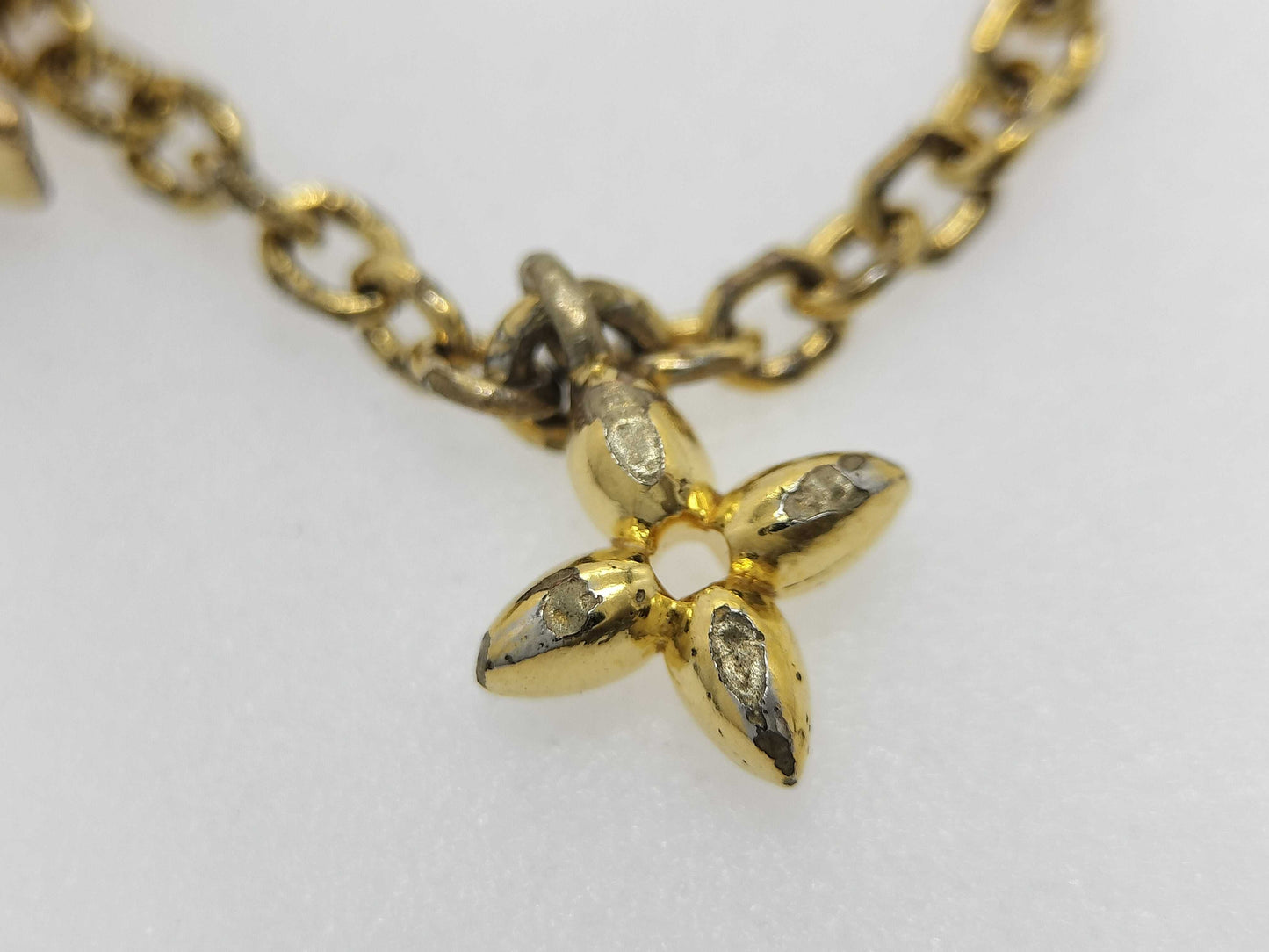 LOUIS VUITTON M00587 LOUIS VUITTON Gold Rhinestone LV Logo Bracelet Bracelet/Bangle