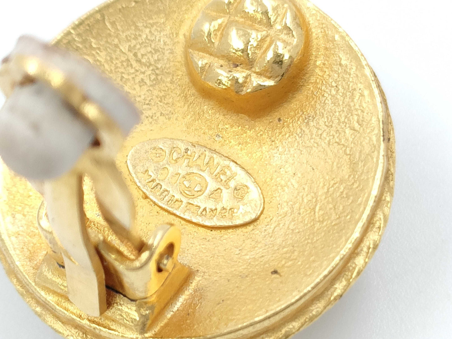 CHANEL 04A Earrings