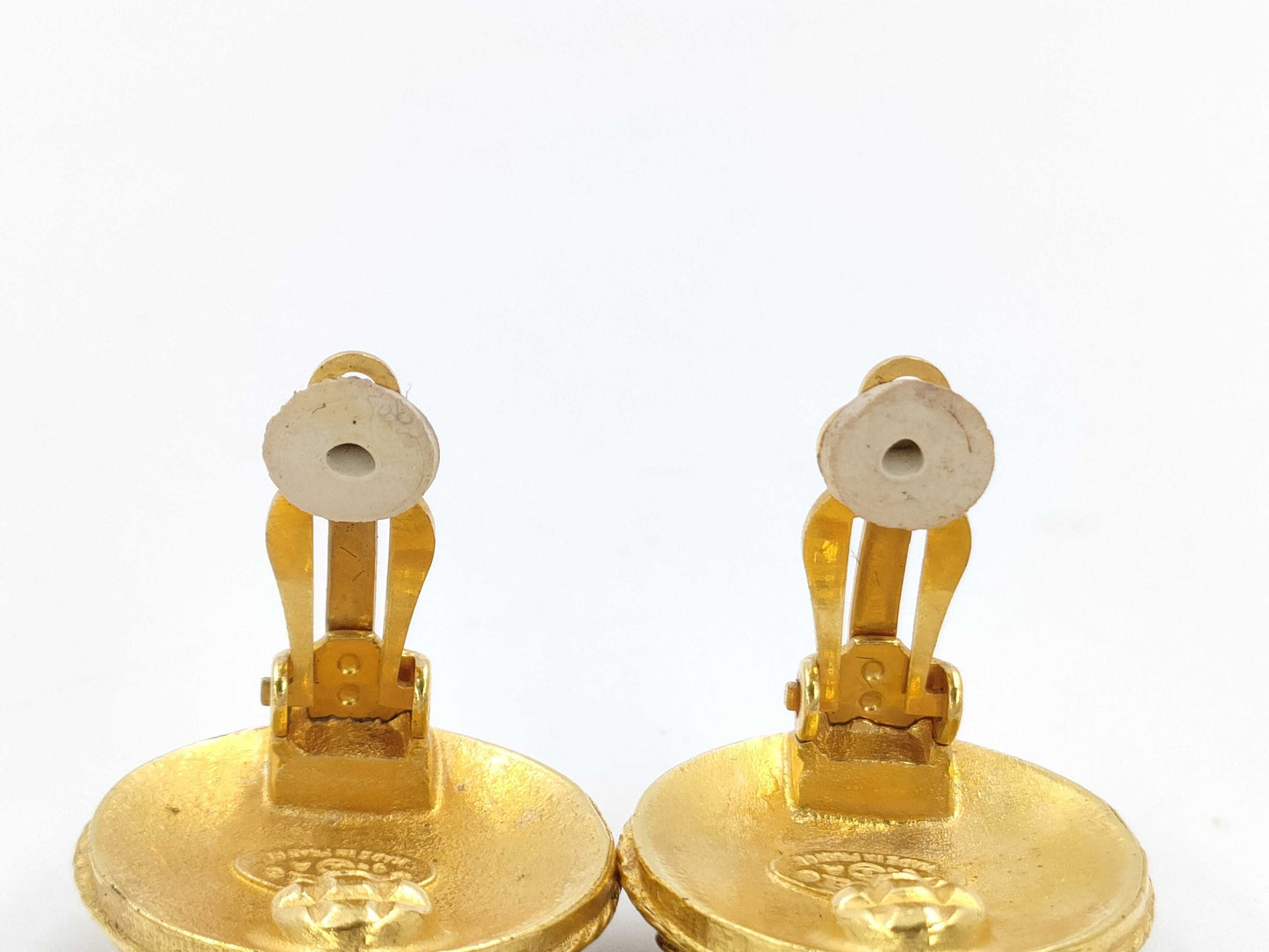 CHANEL 04A Earrings