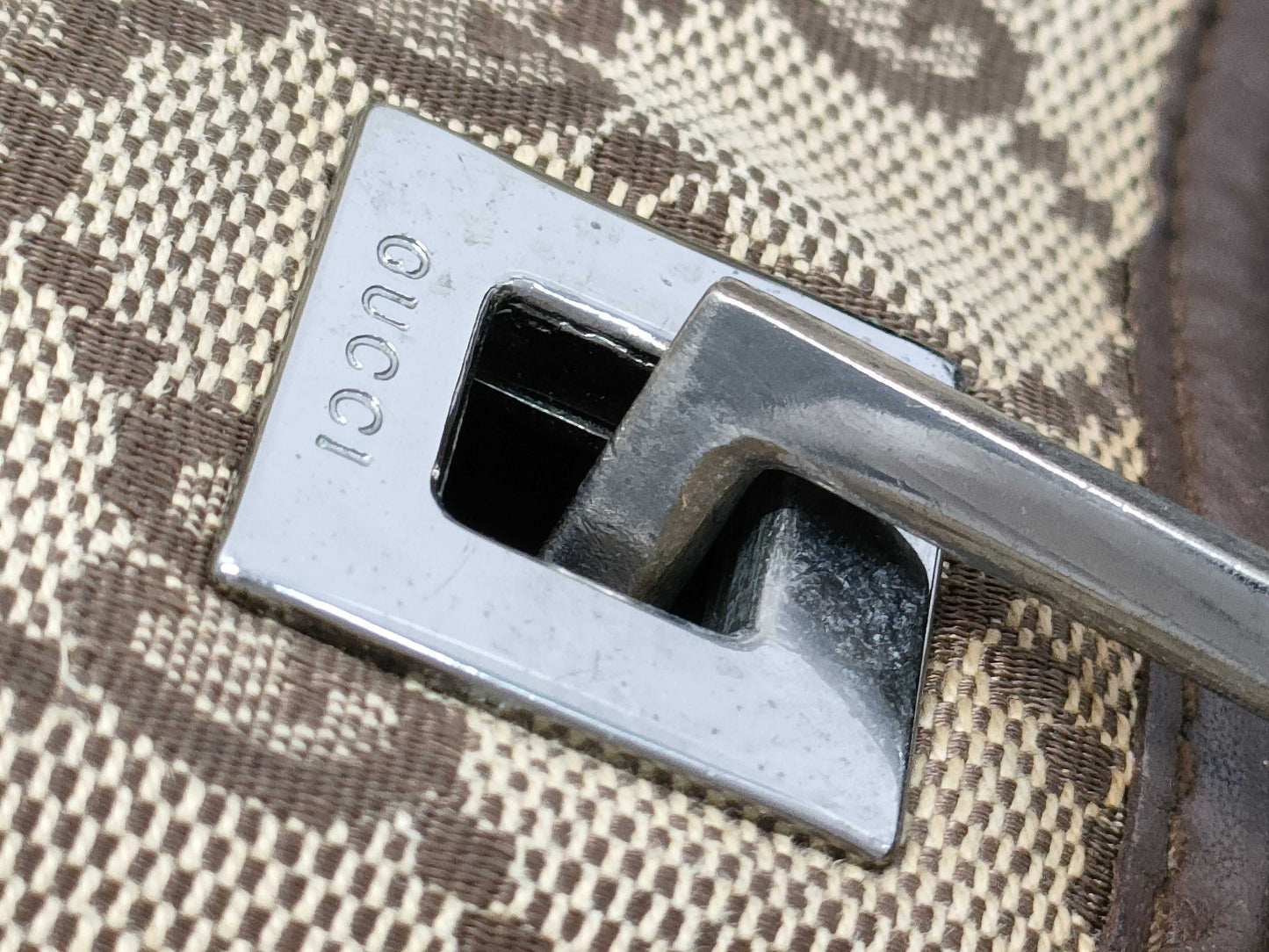 GUCCI 31243 GG Canvas Tote Bag