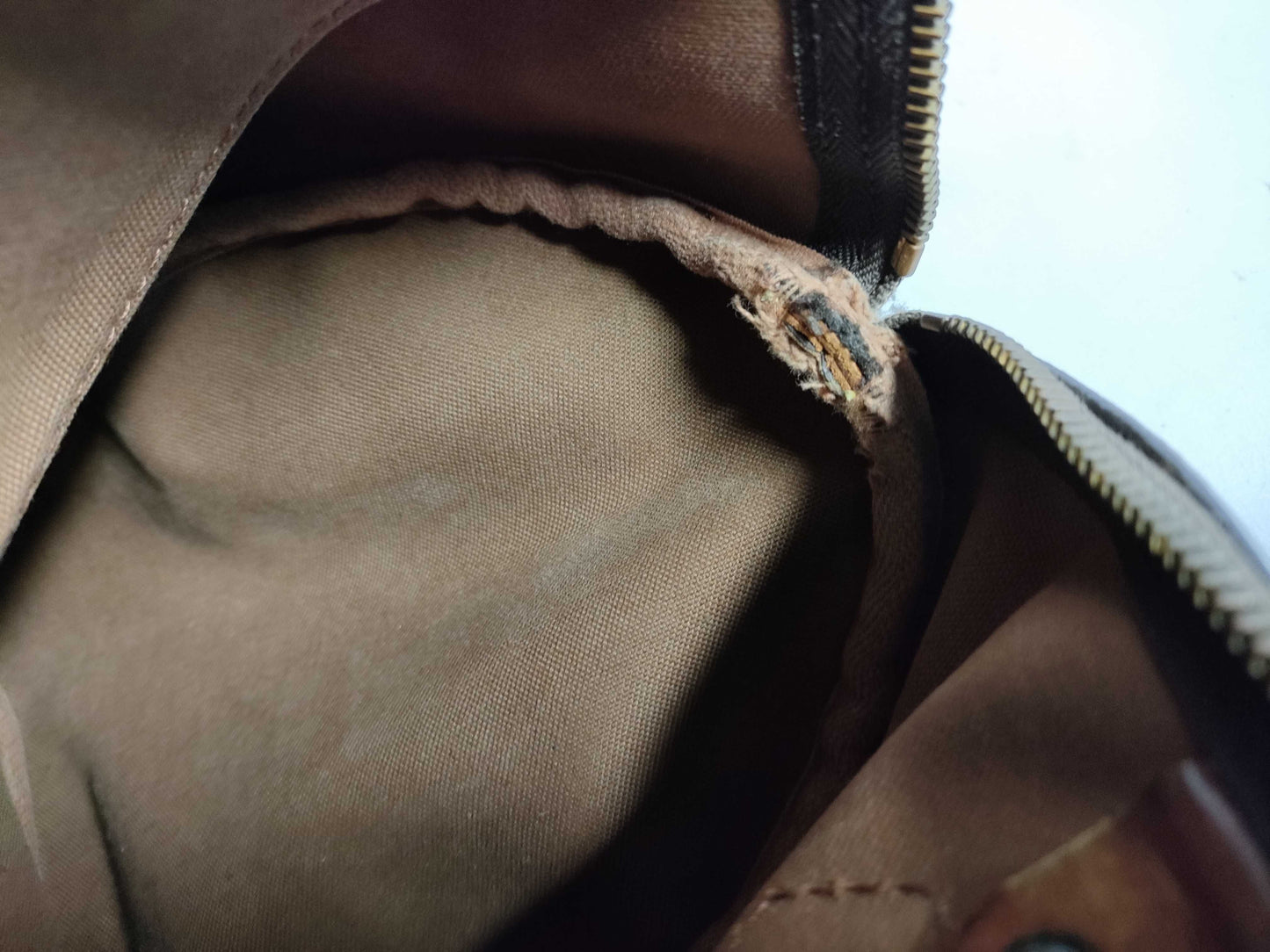 LOUIS VUITTON M41526 Monogram Louis Vuitton Monogram Speedy 30 M41526 SP0906 Brown Handbag