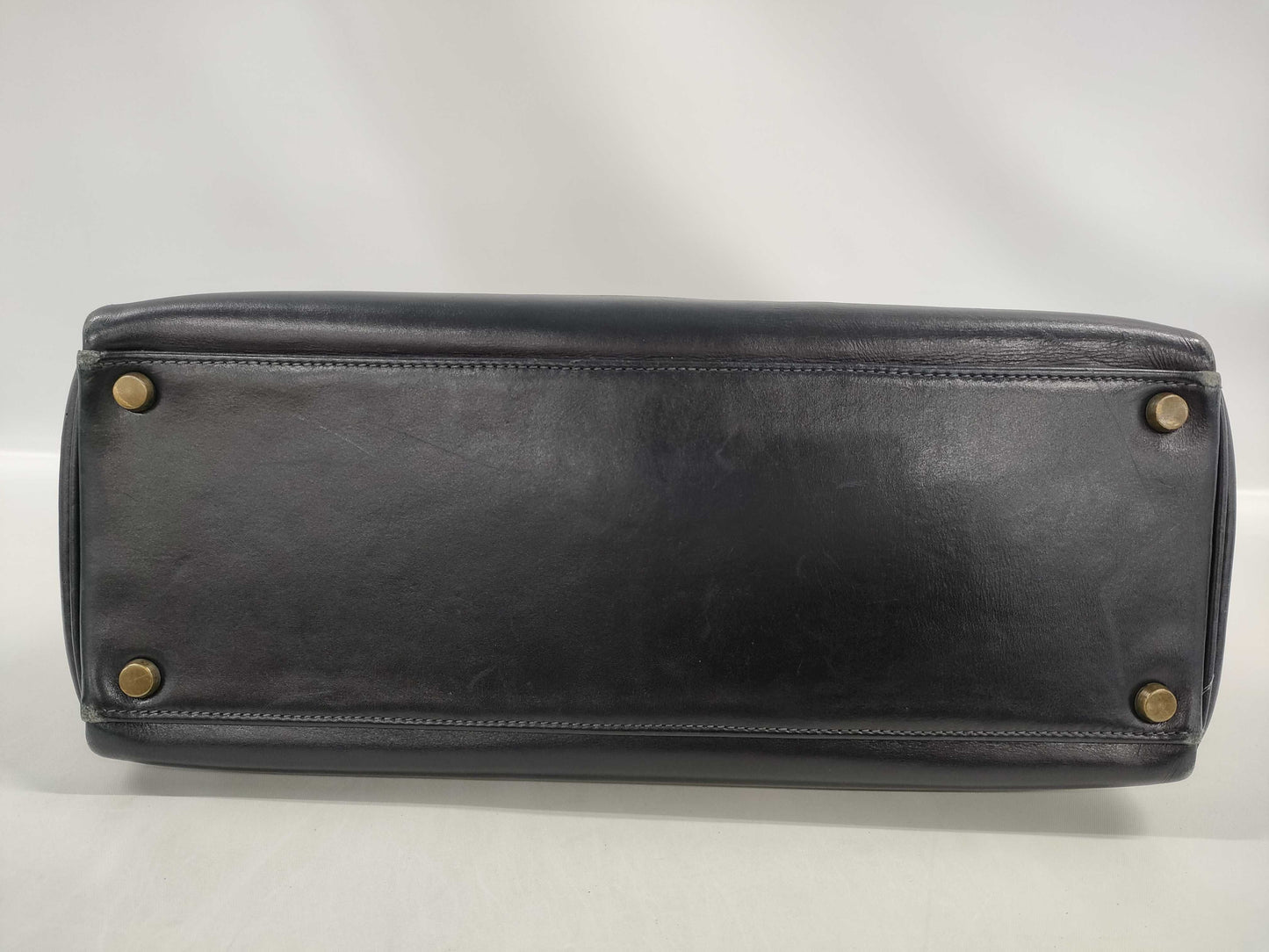 HERMES Kelly 32 Inner-stitched Box Calf Handbag in Navy