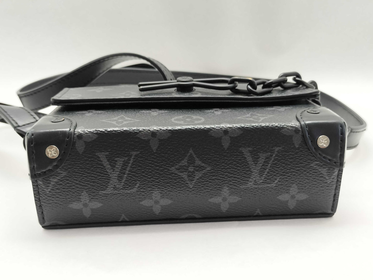 LOUIS VUITTON M81783 Steamer Wearable Wallet M81783/RFID Monogram Eclipse Shoulder Bag
