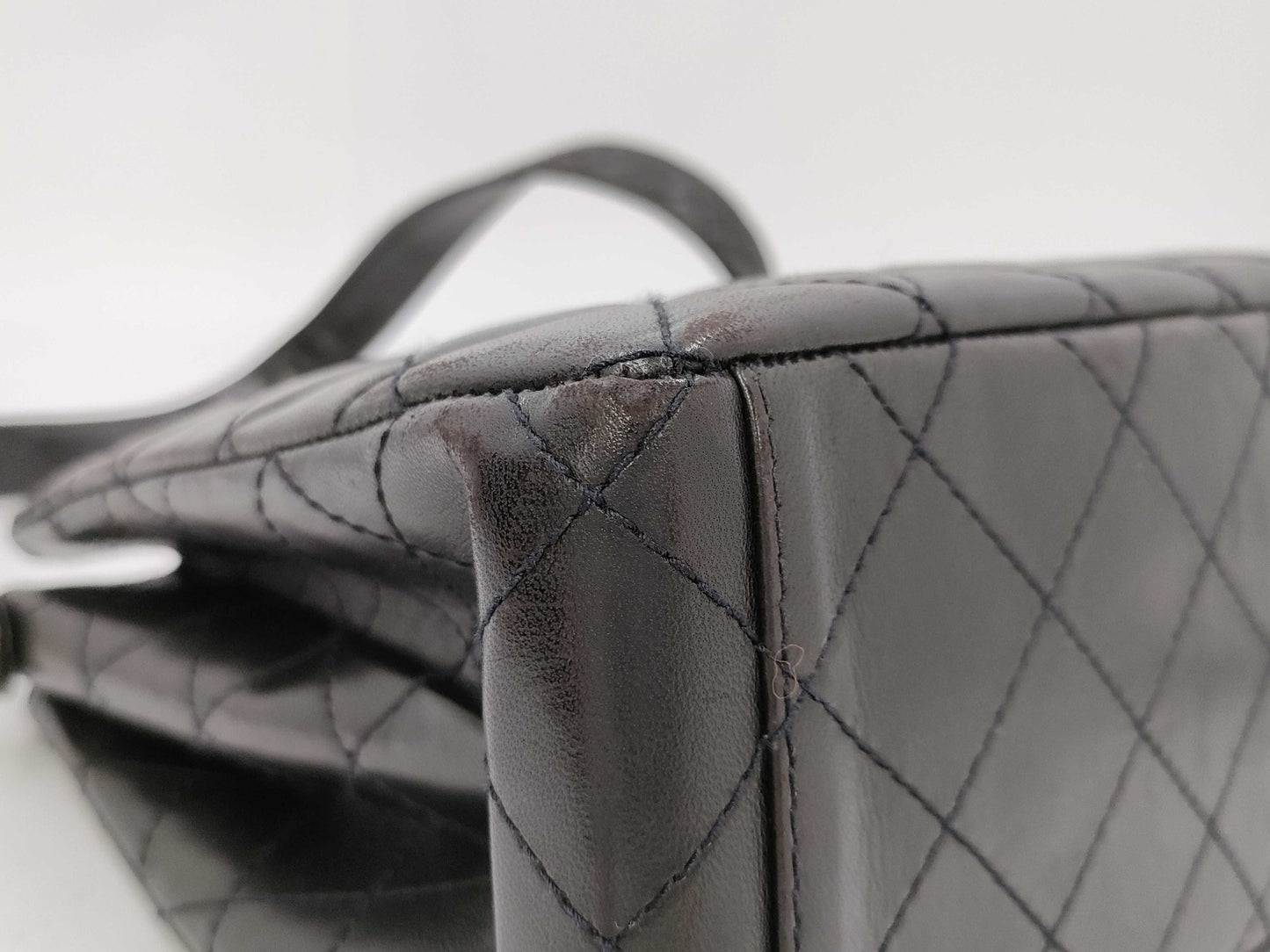 CHANEL Matelasse Shoulder Double-Face Shoulder Bag