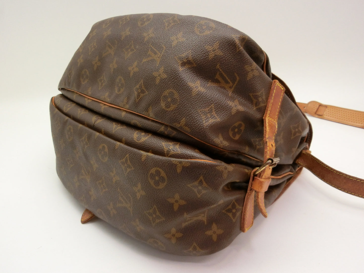LOUIS VUITTON Monogram Saumur 35 Shoulder Bag