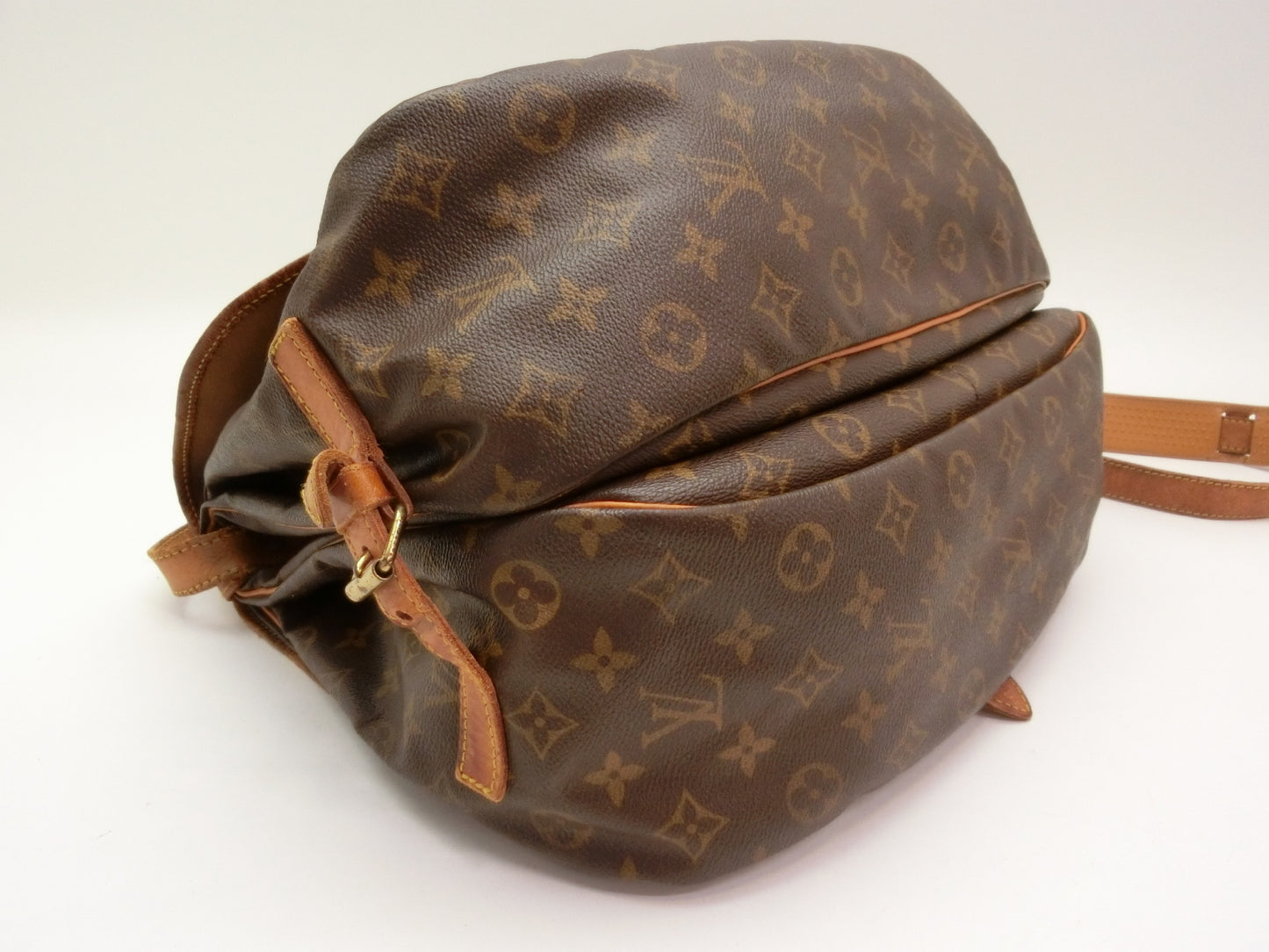 LOUIS VUITTON Monogram Saumur 35 Shoulder Bag