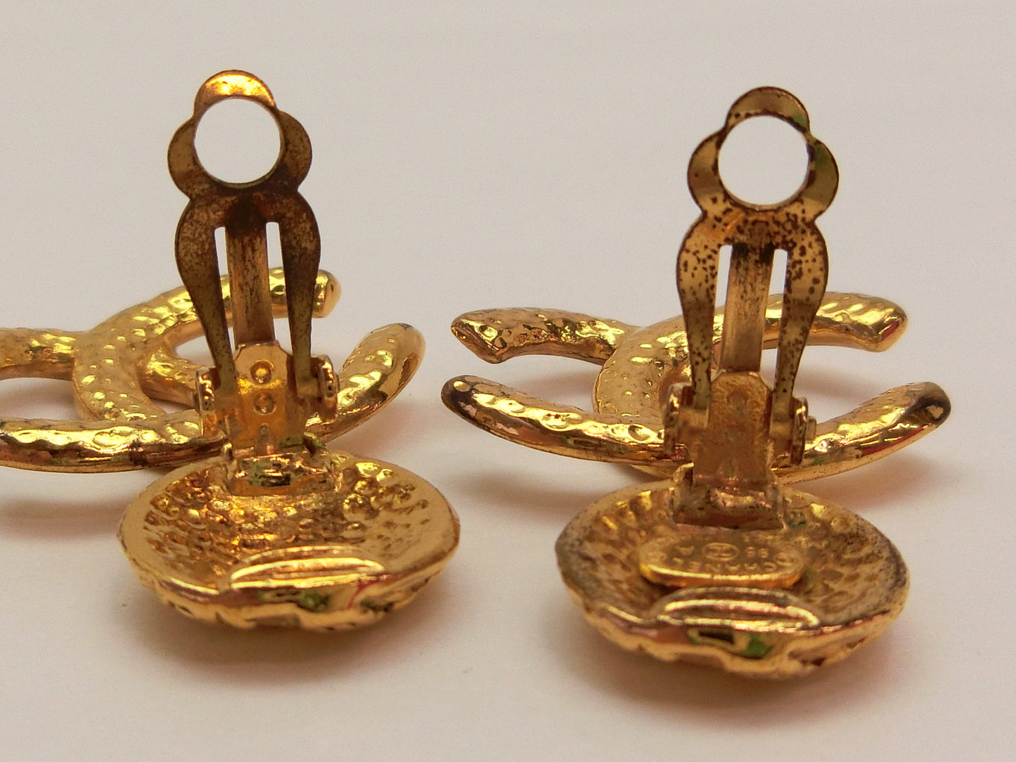 CHANEL Coco Mark Swing 95A Earrings