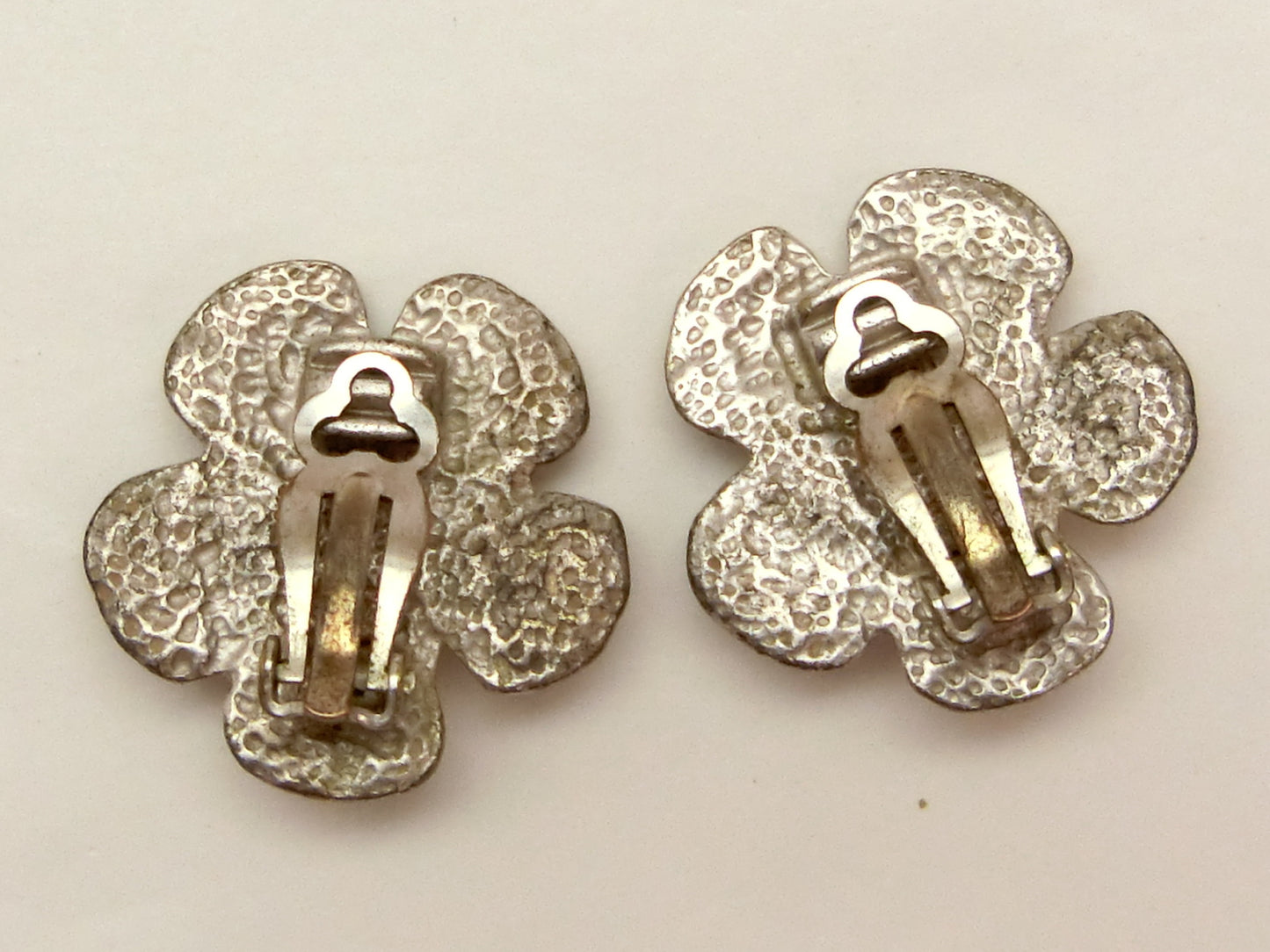 CHANEL Matelasse Camellia 98 A Earrings