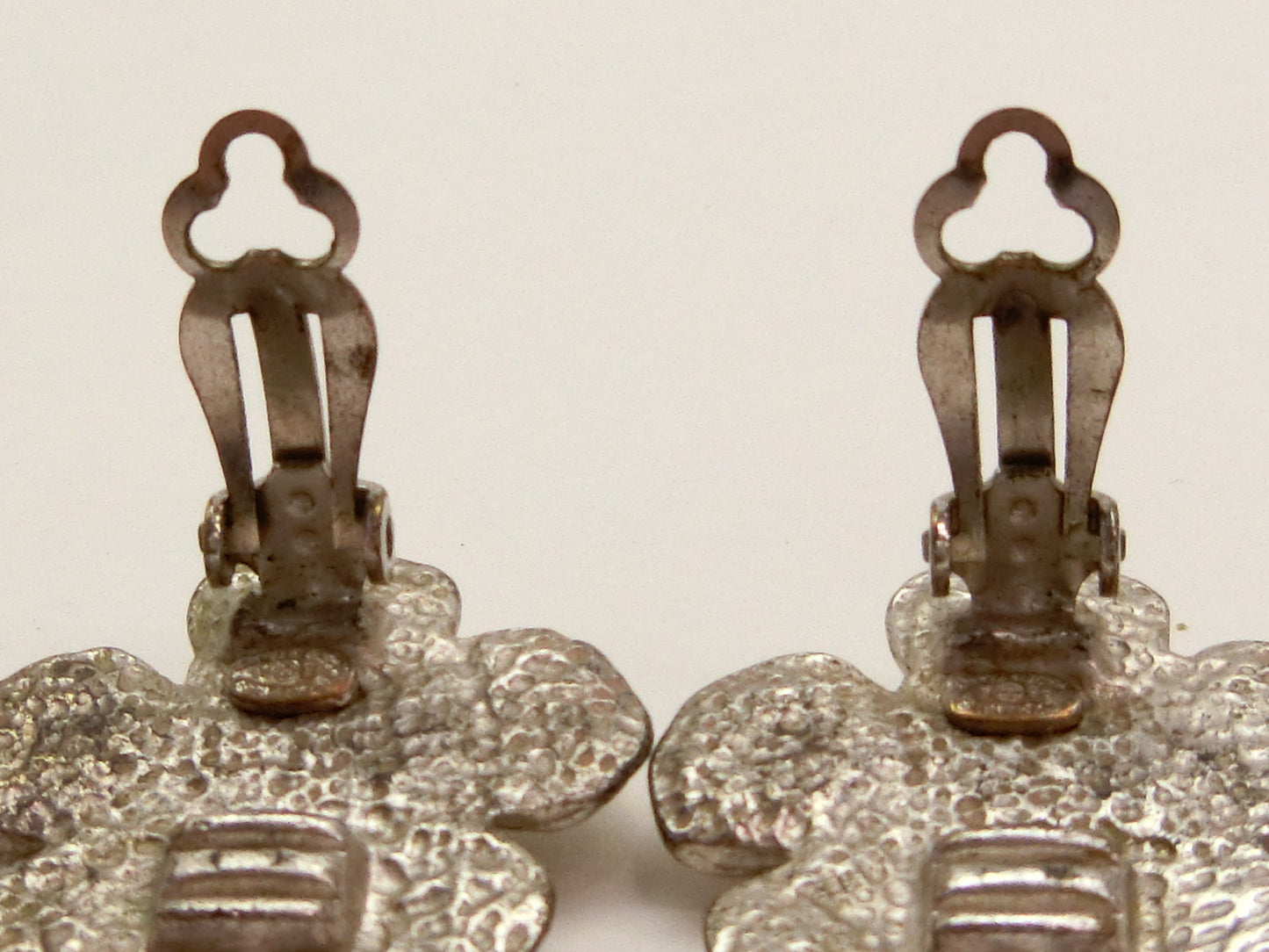 CHANEL Matelasse Camellia 98 A Earrings
