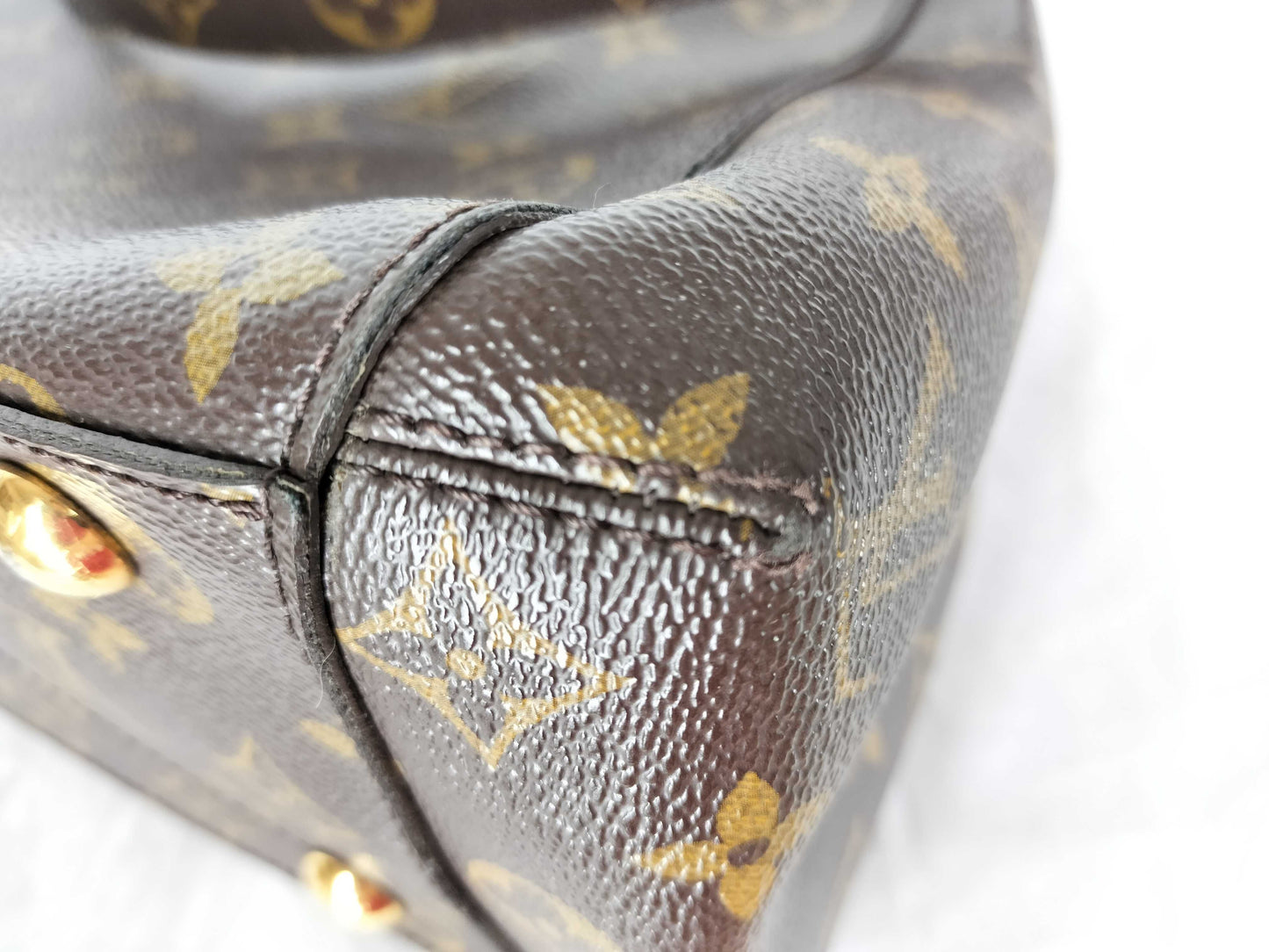 LOUIS VUITTON M41056 Monogram Montaigne MM M41056 Handbag