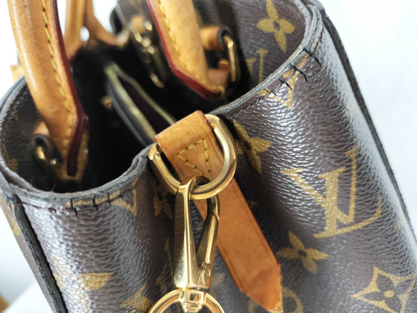 LOUIS VUITTON M41056 Monogram Montaigne MM M41056 Handbag