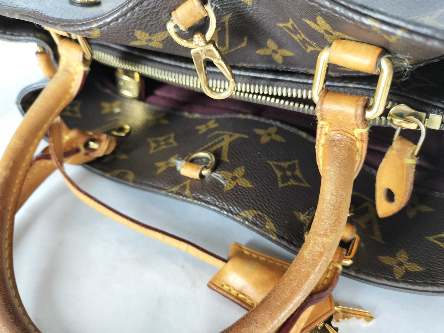 LOUIS VUITTON M41056 Monogram Montaigne MM M41056 Handbag