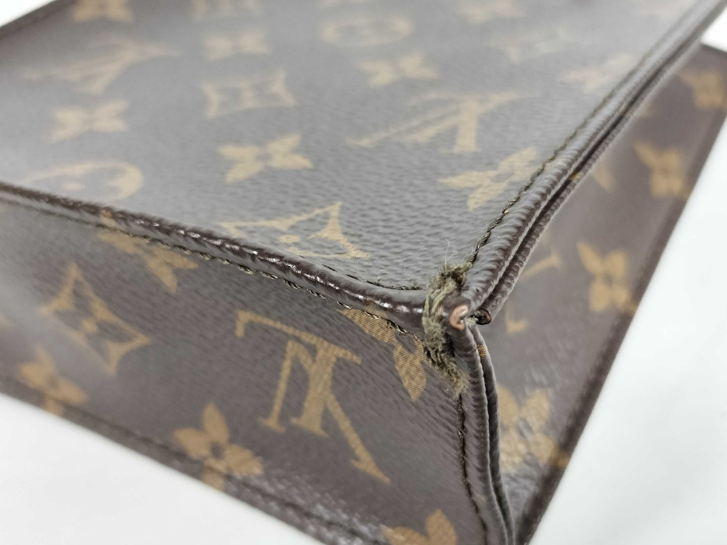 LOUIS VUITTON M69442 Monogram Louis Vuitton Petite Sac Plat m69442 2-way handbag