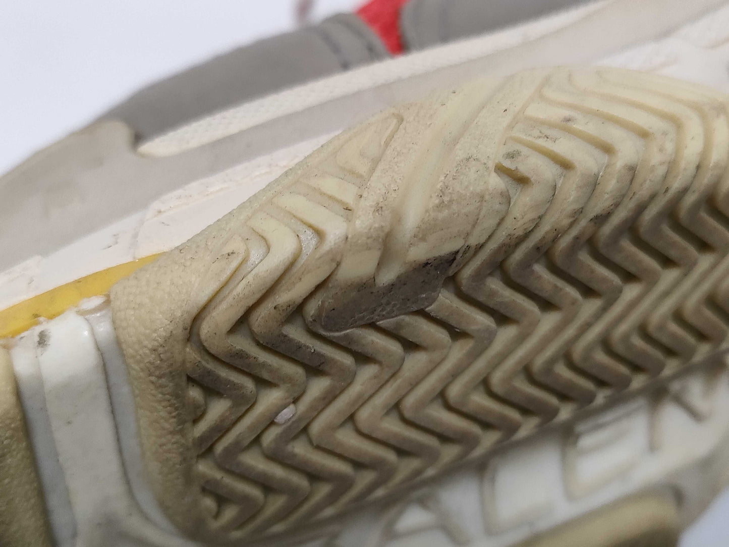 BALENCIAGA BALENCIAGA Triple S Sneakers