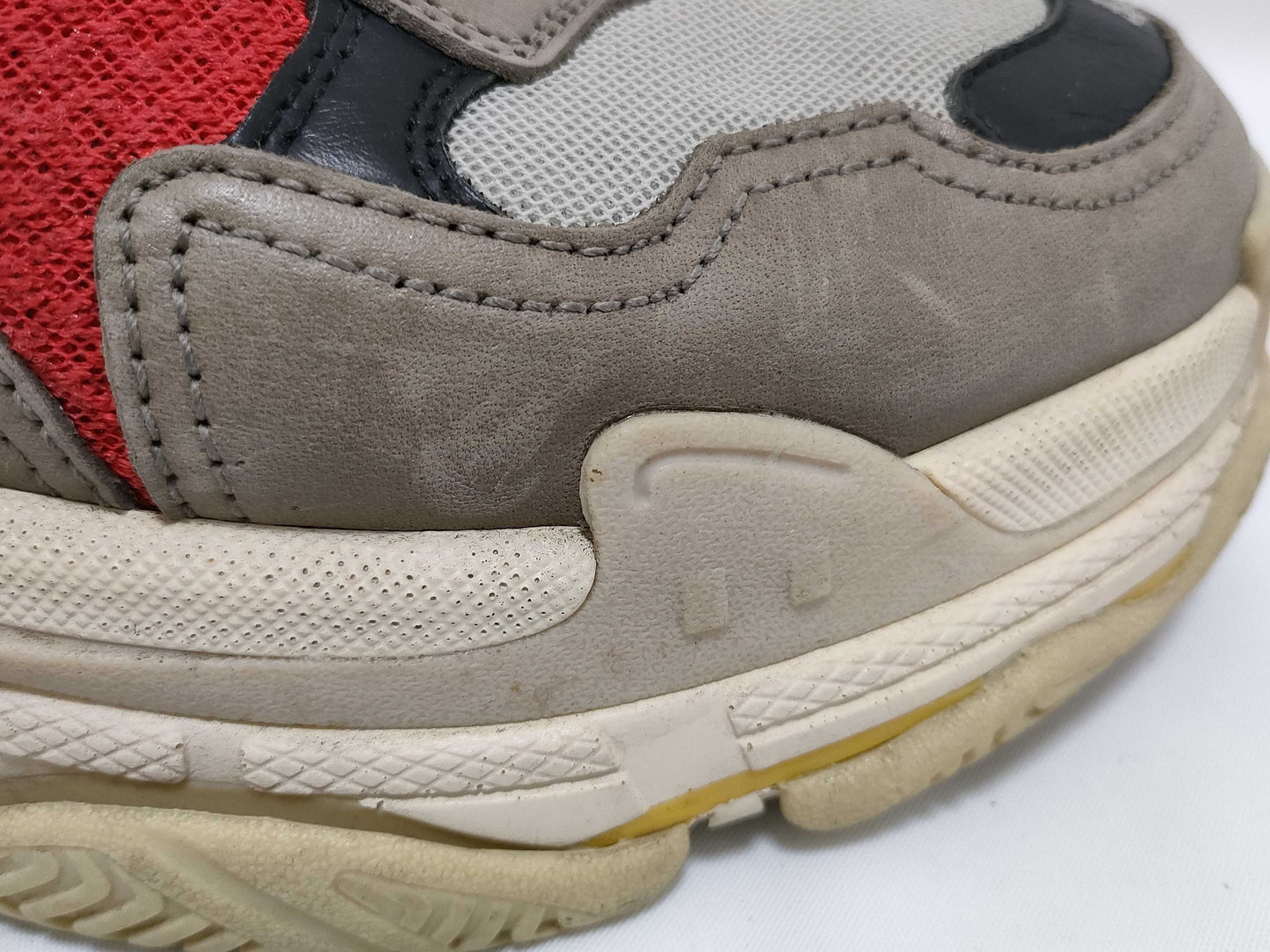 BALENCIAGA BALENCIAGA Triple S Sneakers