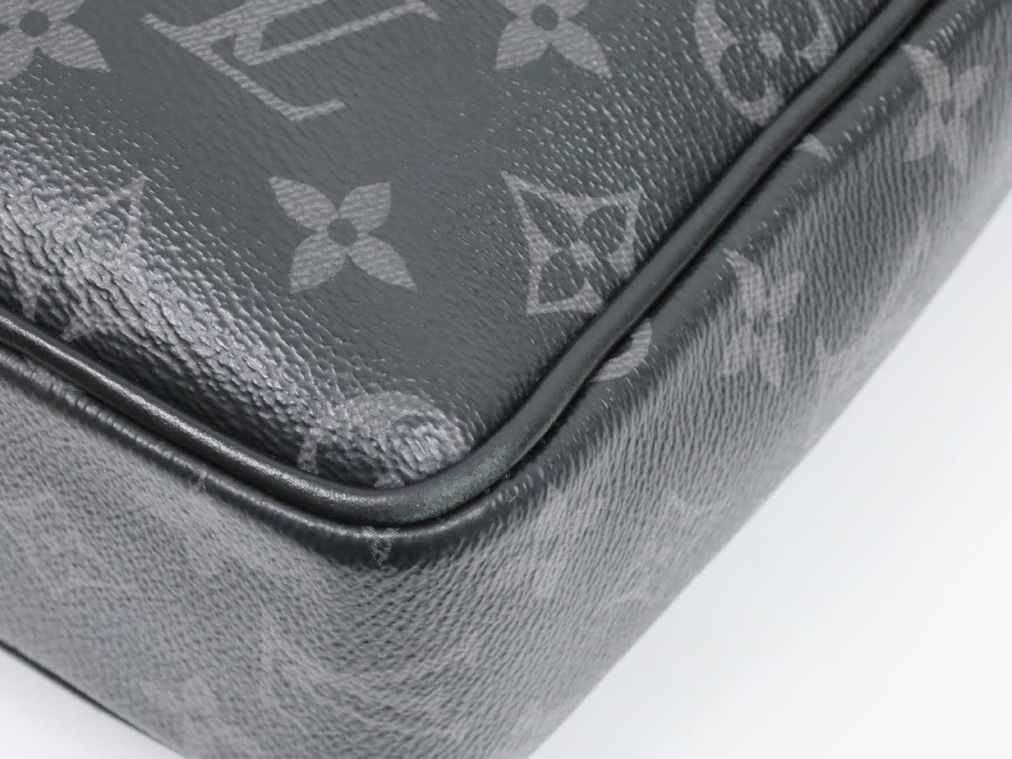 LOUIS VUITTON M46255 Eclipse District PM NV3 RFID Shoulder Bag