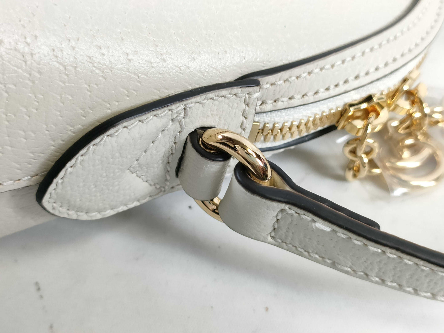 GUCCI 719881 Shoulder Bag