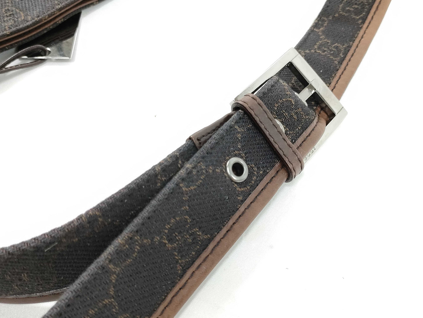 GUCCI GG Canvas Shoulder Bag