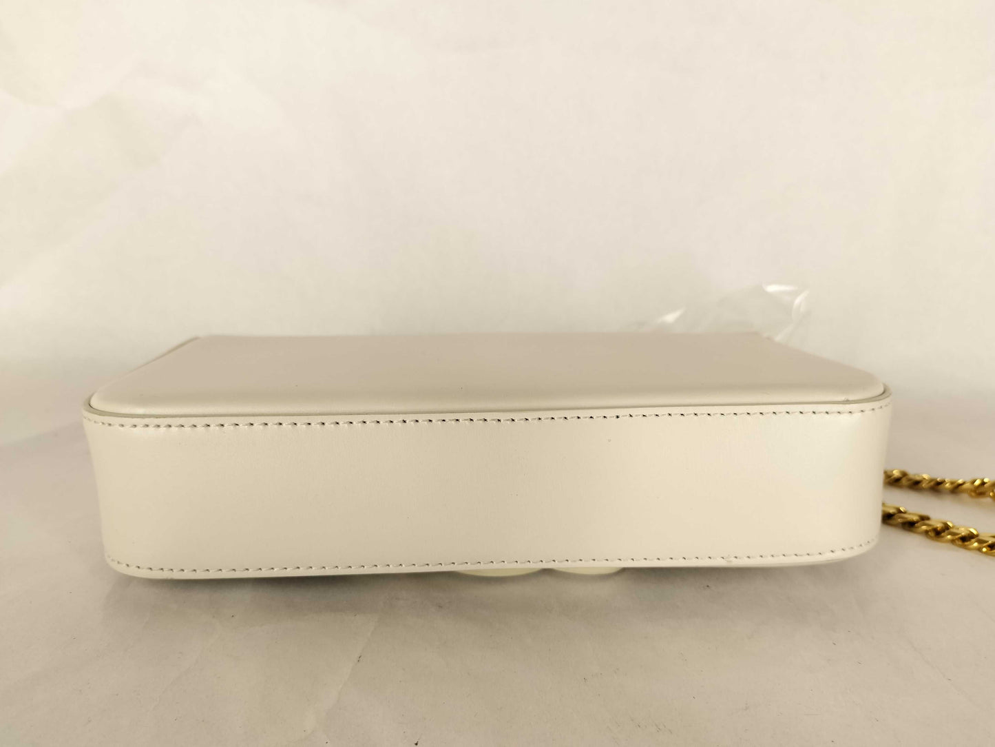 CELINE Triomphe Cuir Chain Shoulder Bag White