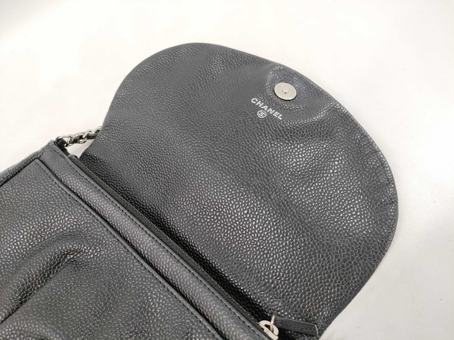 CHANEL Chain Wallet in Caviar Skin, Black, 15667711 Shoulder Bag