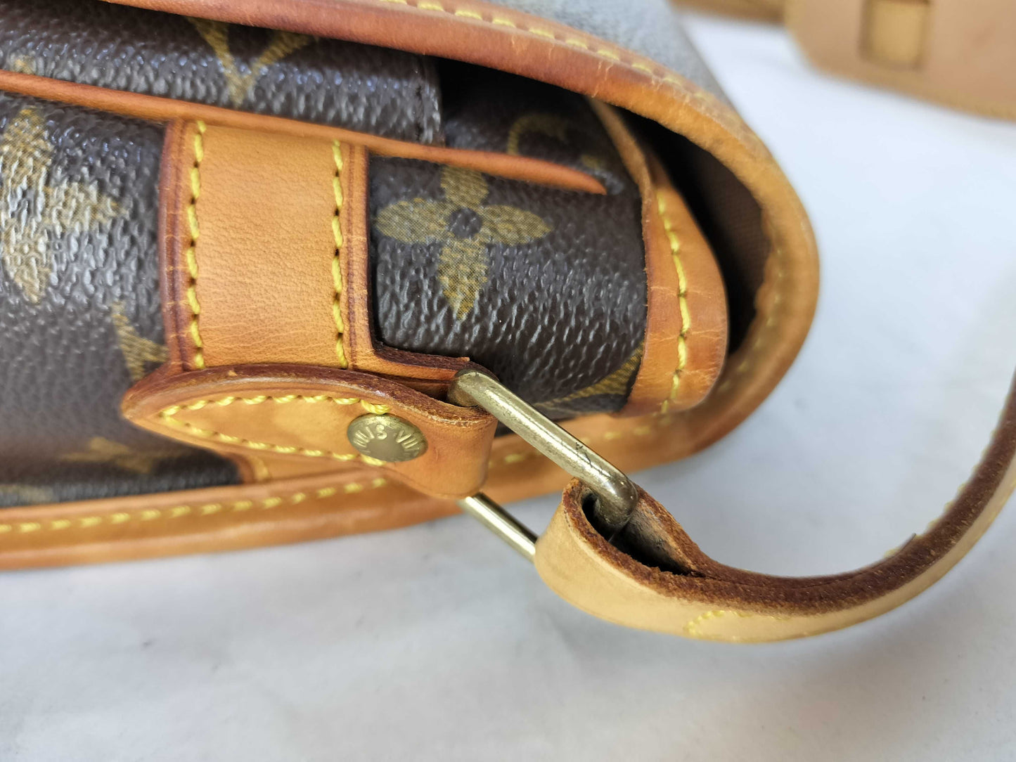 LOUIS VUITTON M42250 Monogram Louis Vuitton Sologne/M42250/SL00 13 Shoulder Bag
