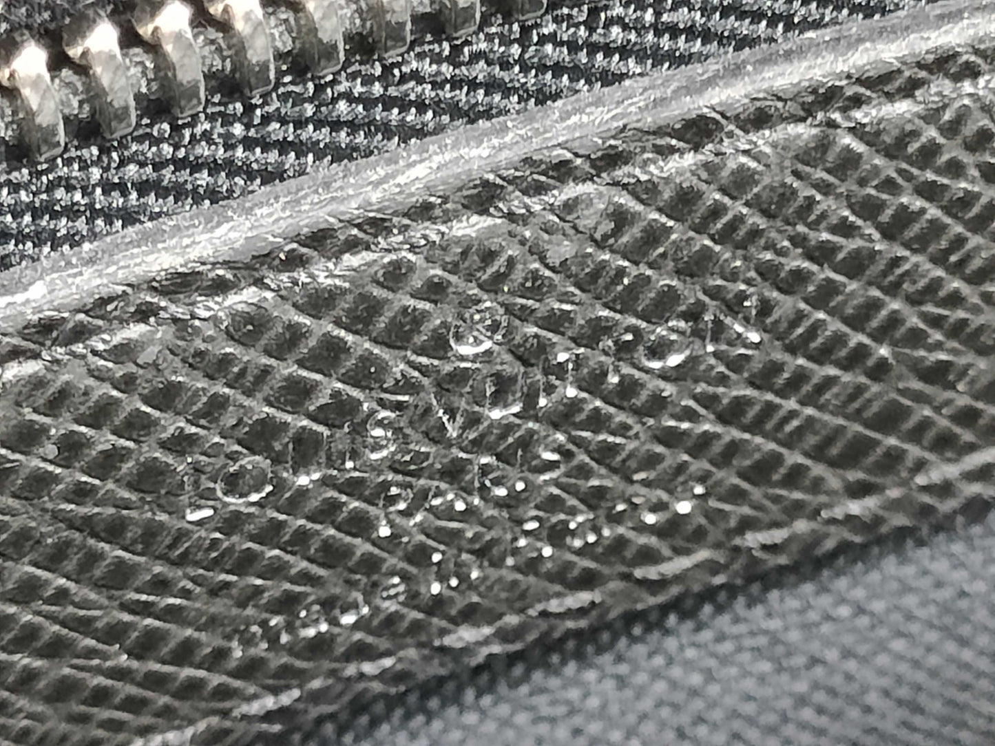 LOUIS VUITTON M 32627 Taiga LV Shoulder Bag