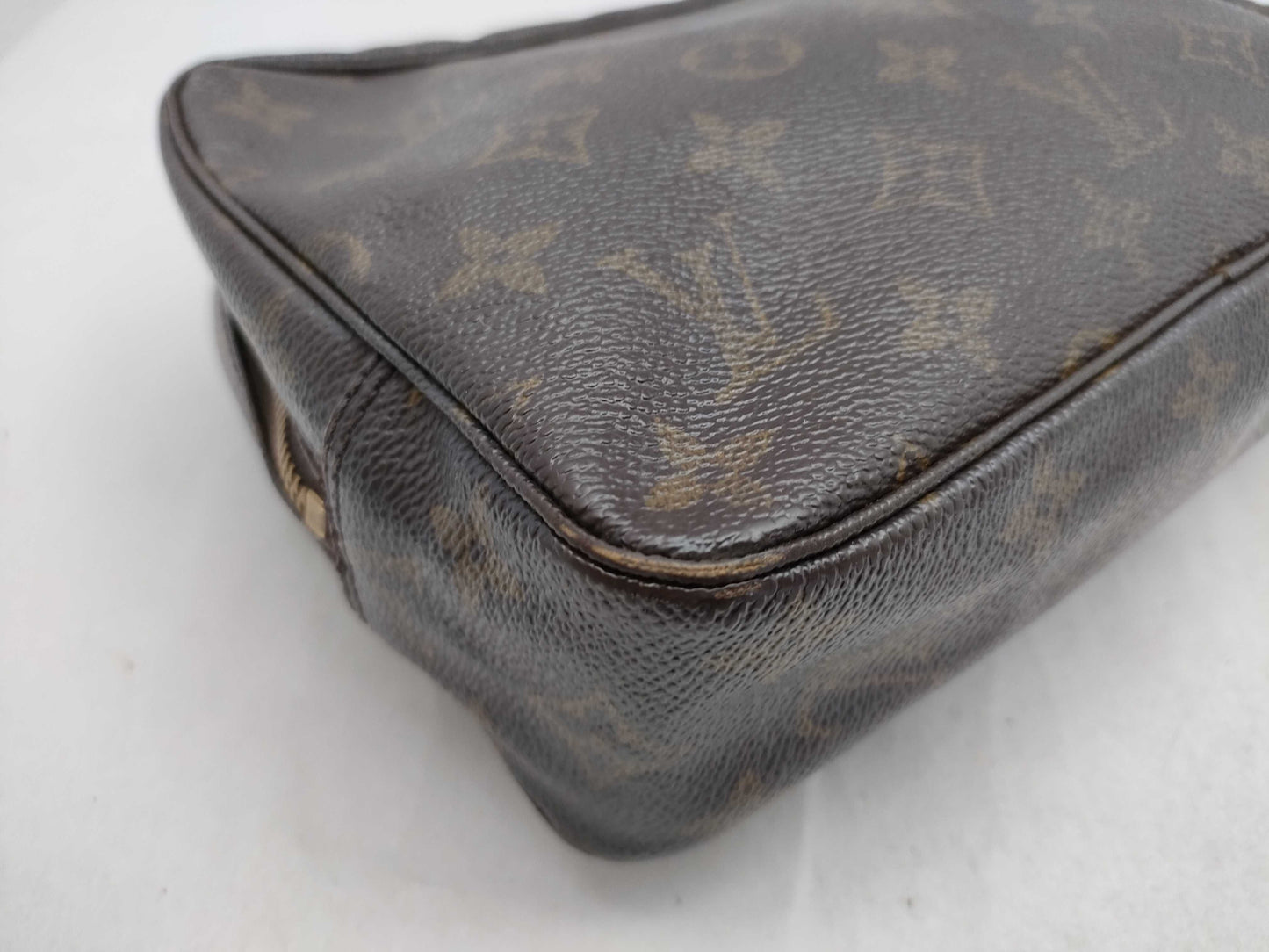LOUIS VUITTON Monogram Louis Vuitton Monogram True Toilet 23 M47524 Pouch
