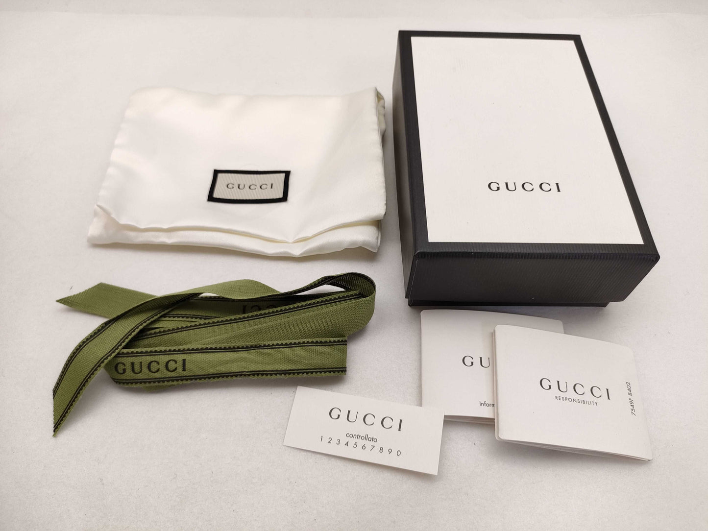 GUCCI GG Leather Compact Wallet