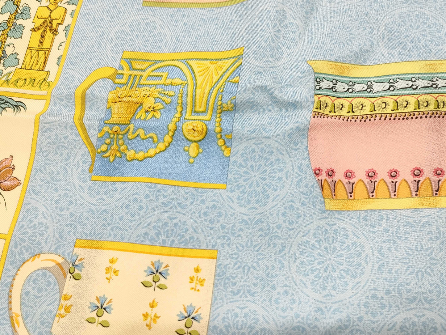 GUCCI Gucci Scarf Scarf