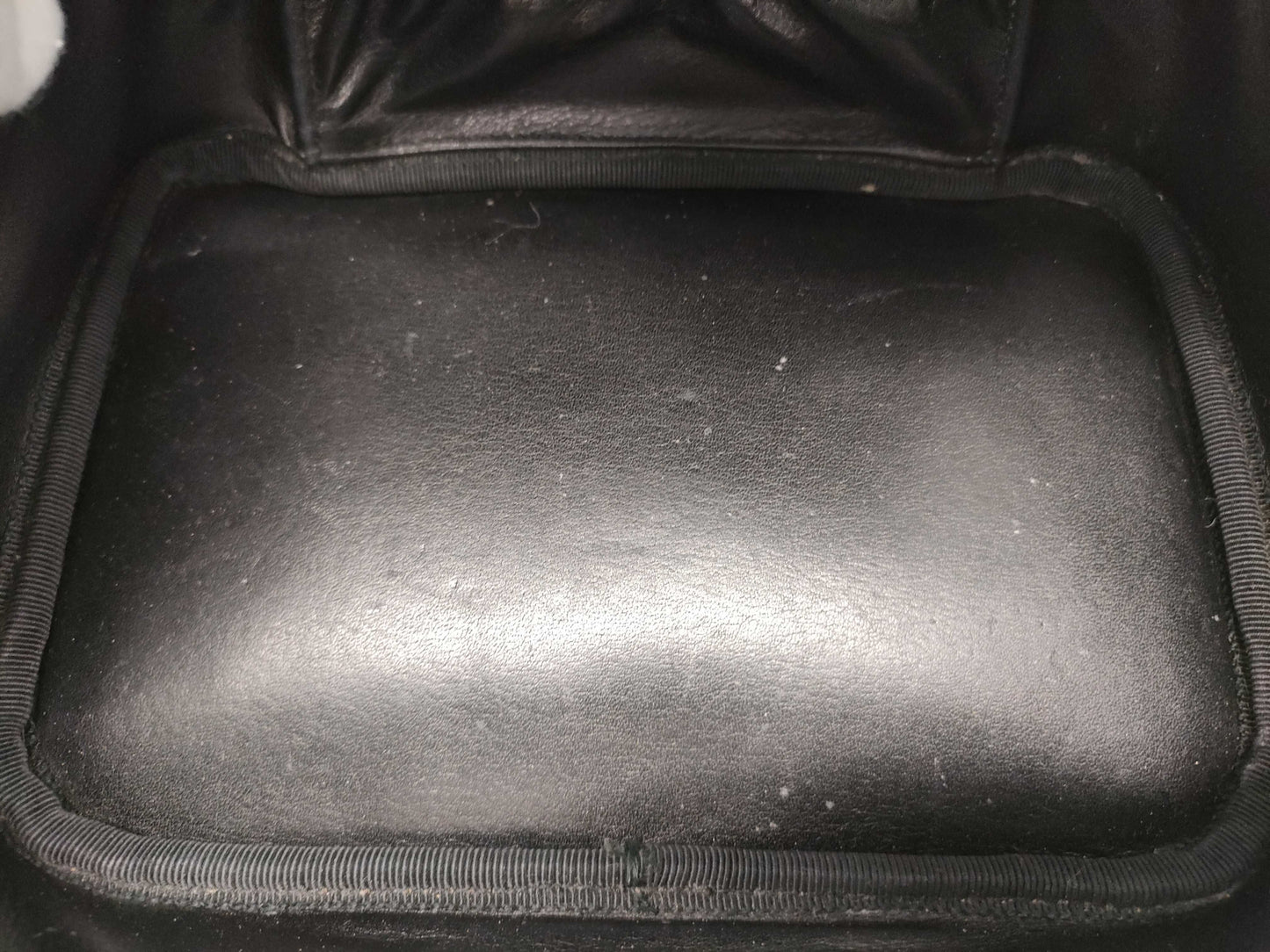 CHANEL Caviar Skin CC Coco Mark Vanity Bag