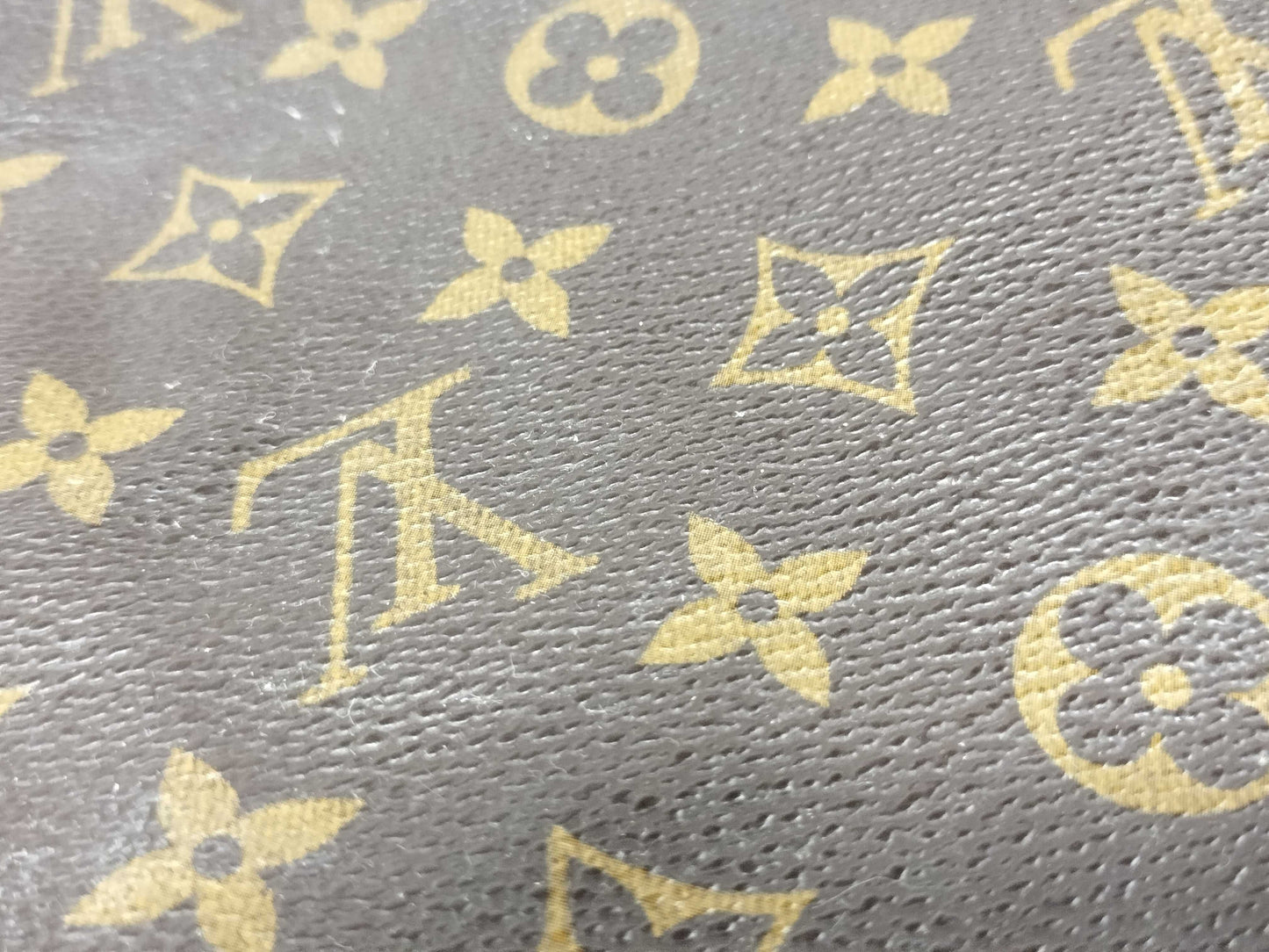 LOUIS VUITTON M47542 Monogram LV Monogram Poche Toilette 26 M47542 Second Bag Serial Number Unknown
