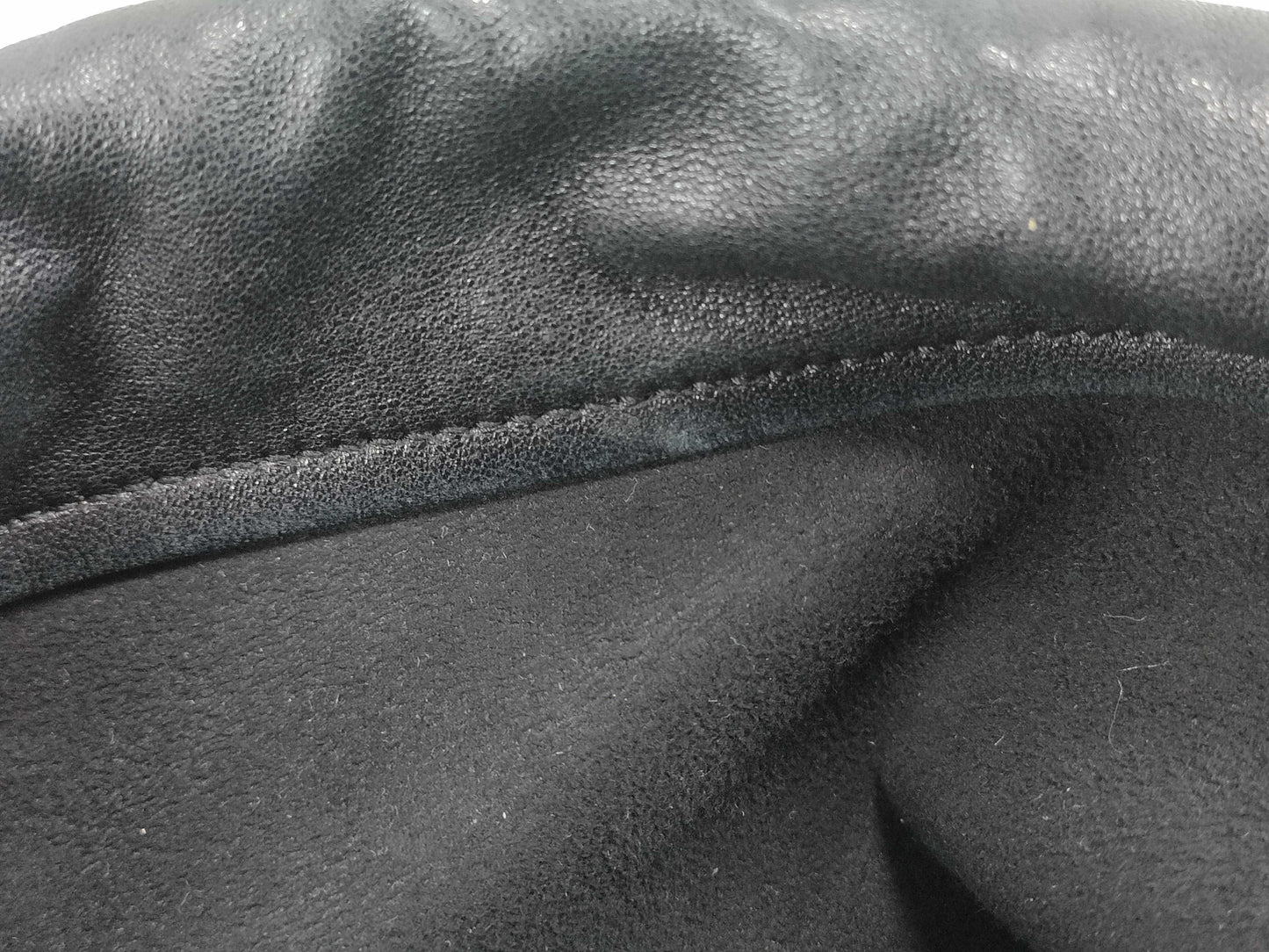 SAINT LAURENT 583328 Drawstring Shoulder Bag in Black Leather