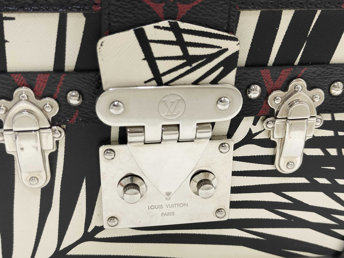 LOUIS VUITTON Petite Malle 2016 Cruise Nicolas Ghesquière Pouch