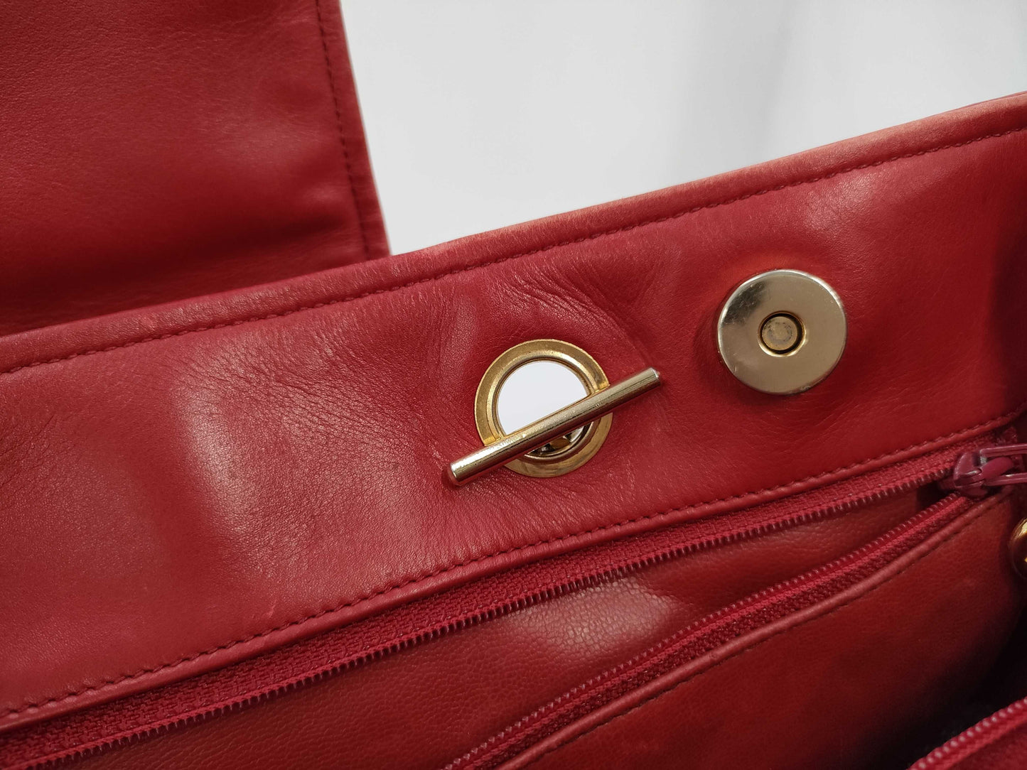 CHANEL Matelasse Denim x Lamb Shoulder Bag with Circle Coco Charm