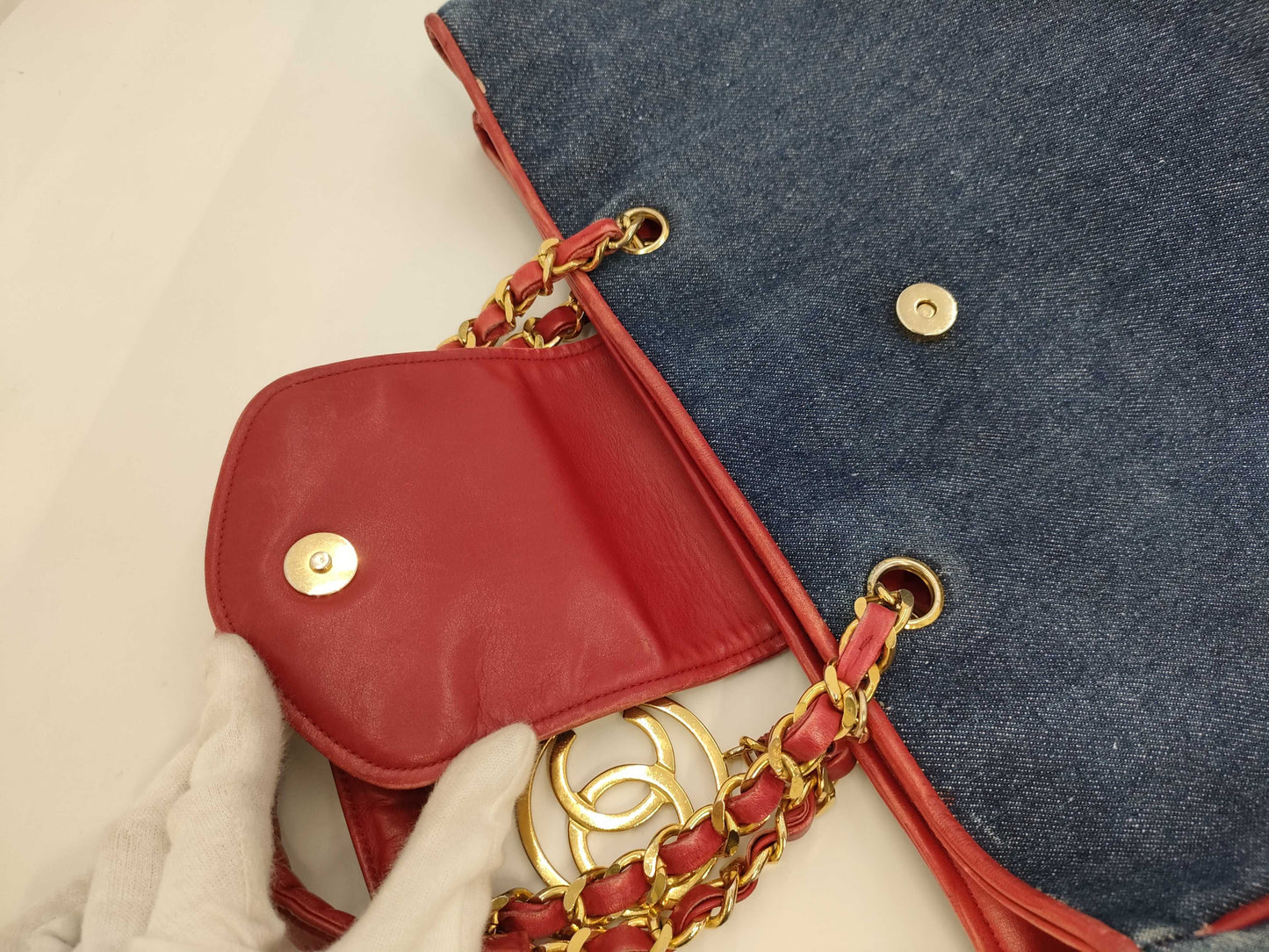 CHANEL Matelasse Denim x Lamb Shoulder Bag with Circle Coco Charm