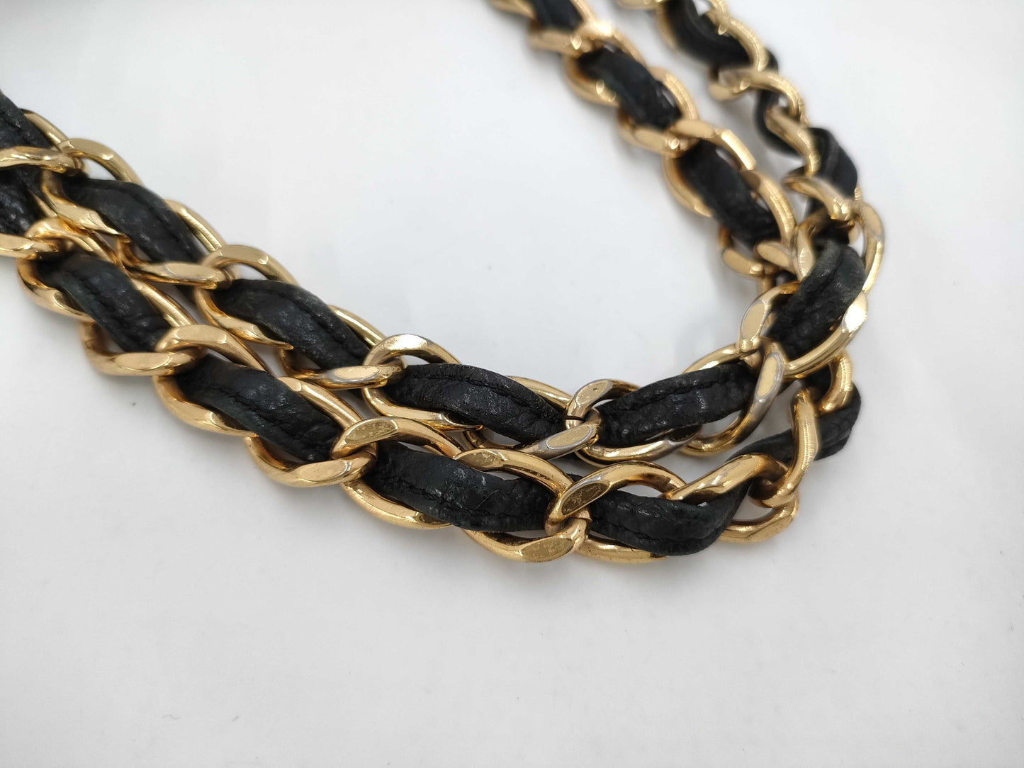 CHANEL Caviar Chain Tote Bag