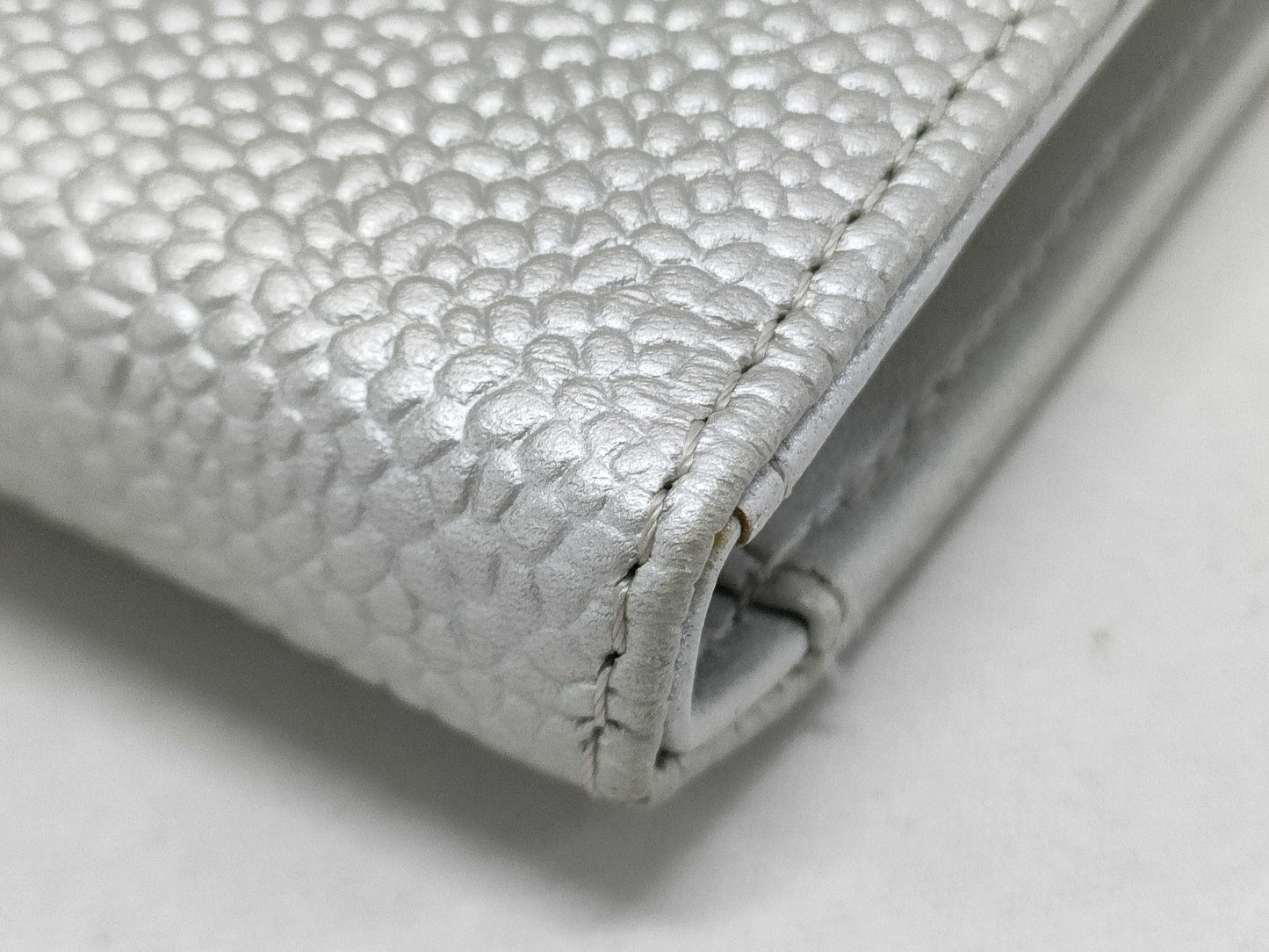 CHANEL Caviar Skin Caviar Coco Mark Wallet