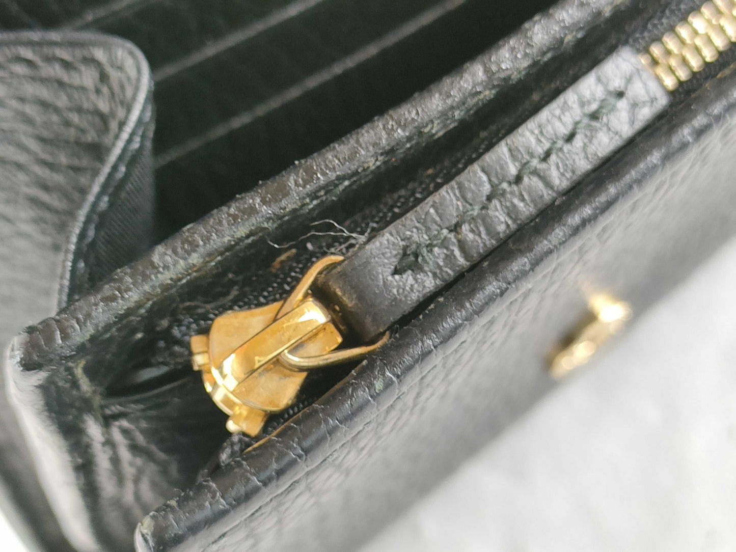 GUCCI GG Marmont Leather Tri-Fold Compact Wallet