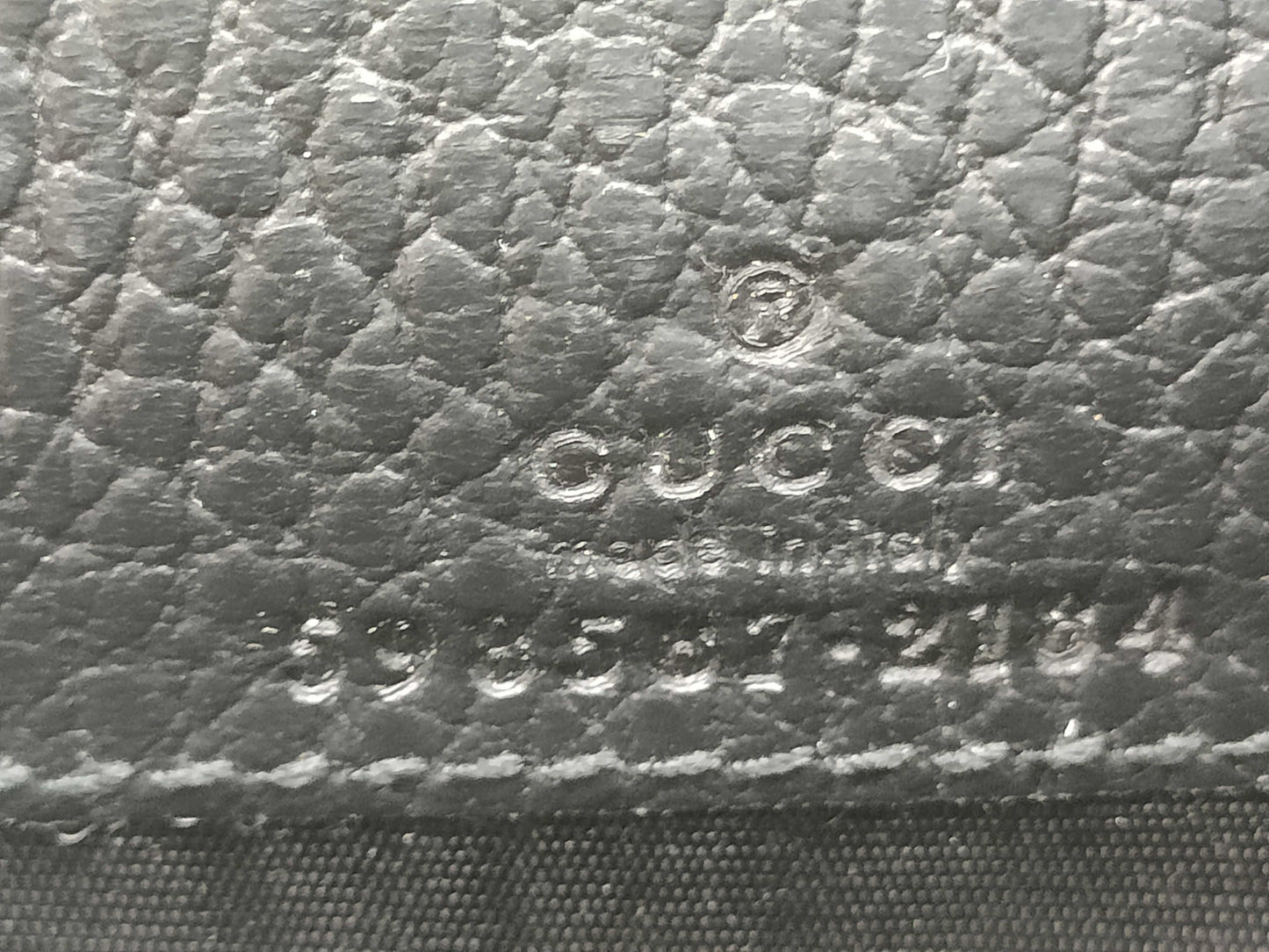 GUCCI GG Marmont Leather Tri-Fold Compact Wallet