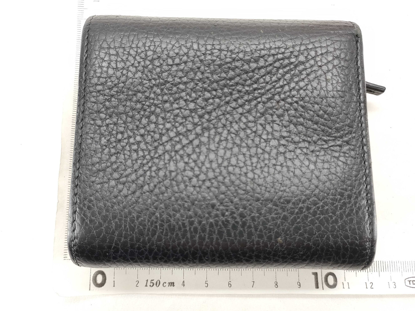 GUCCI GG Marmont Leather Tri-Fold Compact Wallet
