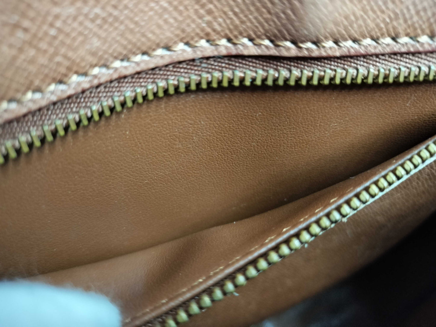 LOUIS VUITTON Monogram Saint-Cloud 884VI Shoulder Bag
