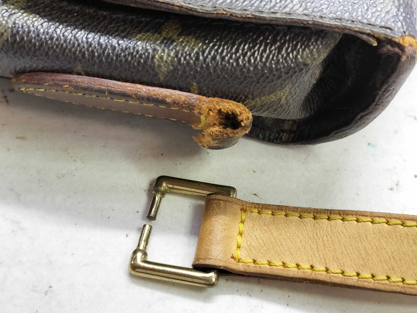 LOUIS VUITTON Monogram Saint-Cloud 884VI Shoulder Bag